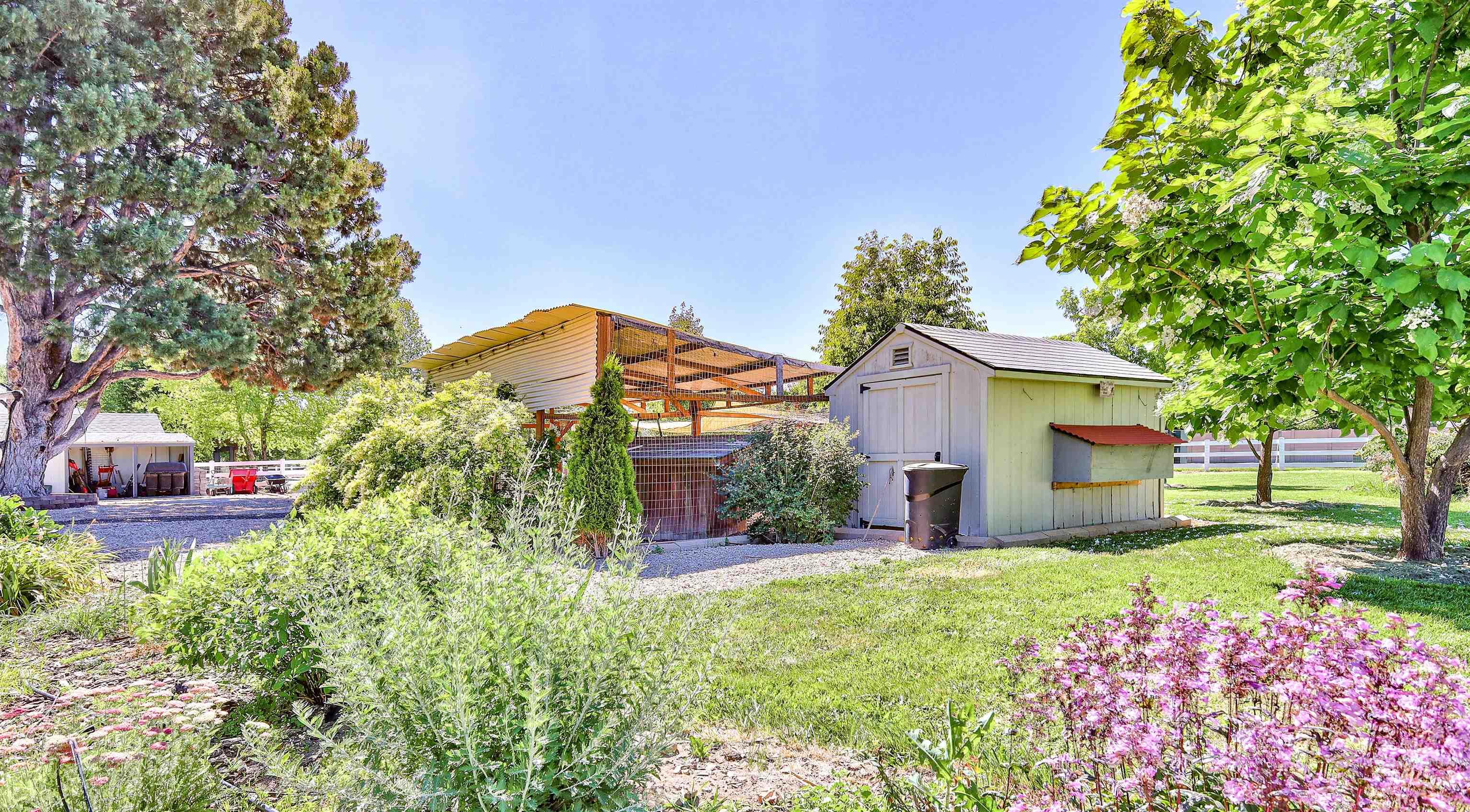 6065 Karen Drive, Meridian, Idaho 83646, 3 Bedrooms, 2.5 Bathrooms, Residential For Sale, Price $899,000,MLS 98990391