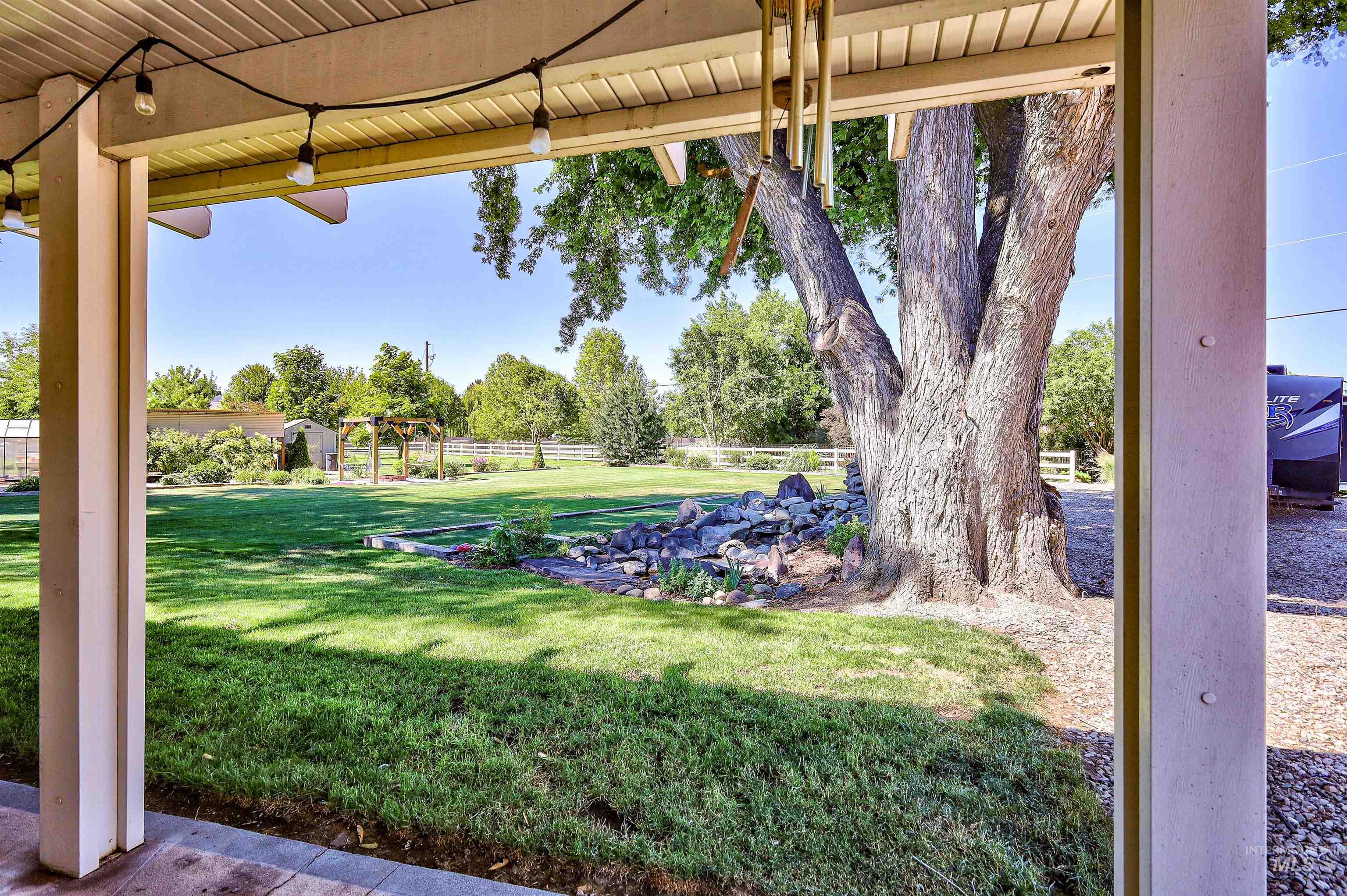 6065 Karen Drive, Meridian, Idaho 83646, 3 Bedrooms, 2.5 Bathrooms, Residential For Sale, Price $899,000,MLS 98990391