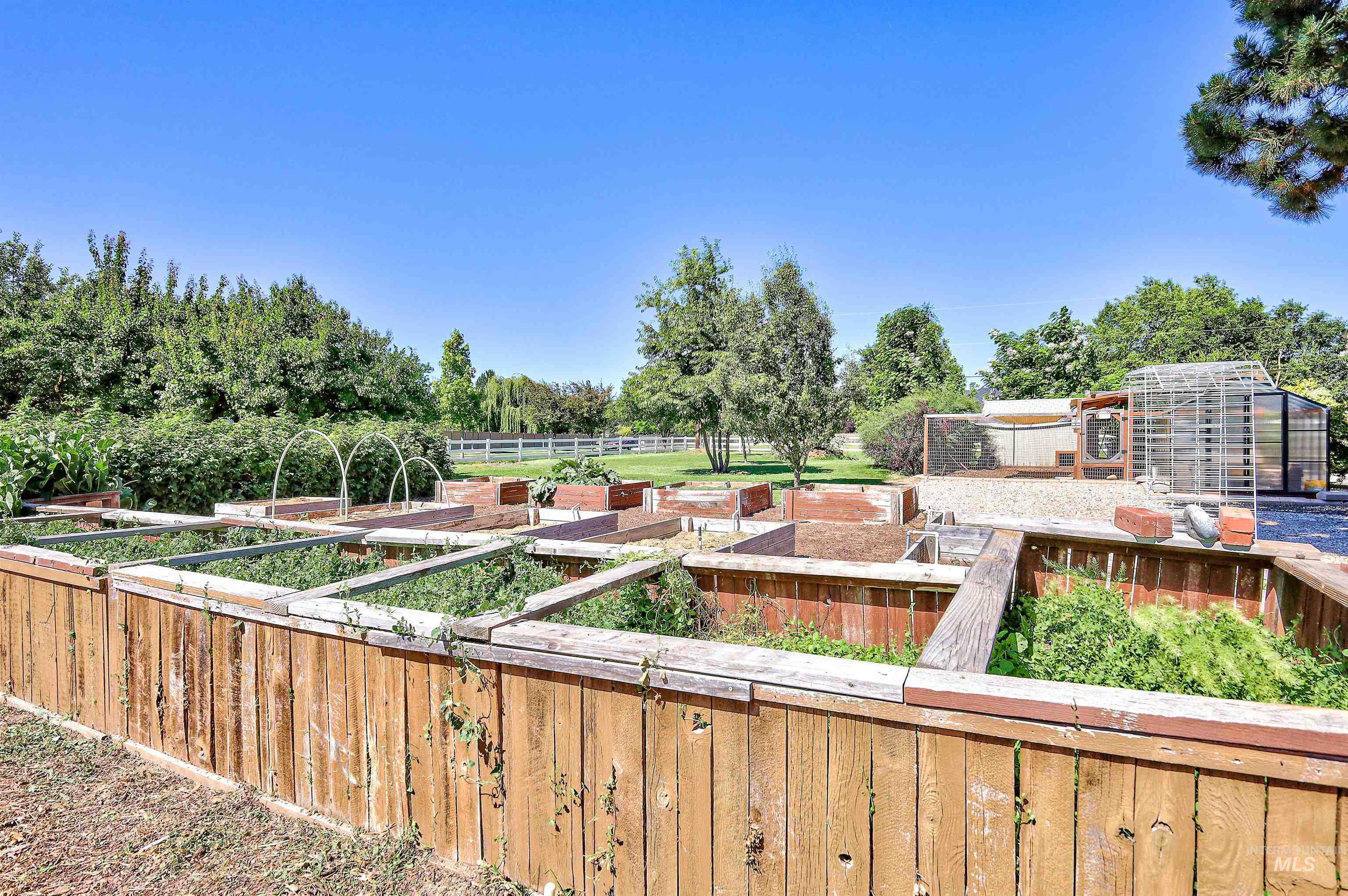 6065 Karen Drive, Meridian, Idaho 83646, 3 Bedrooms, 2.5 Bathrooms, Residential For Sale, Price $899,000,MLS 98990391
