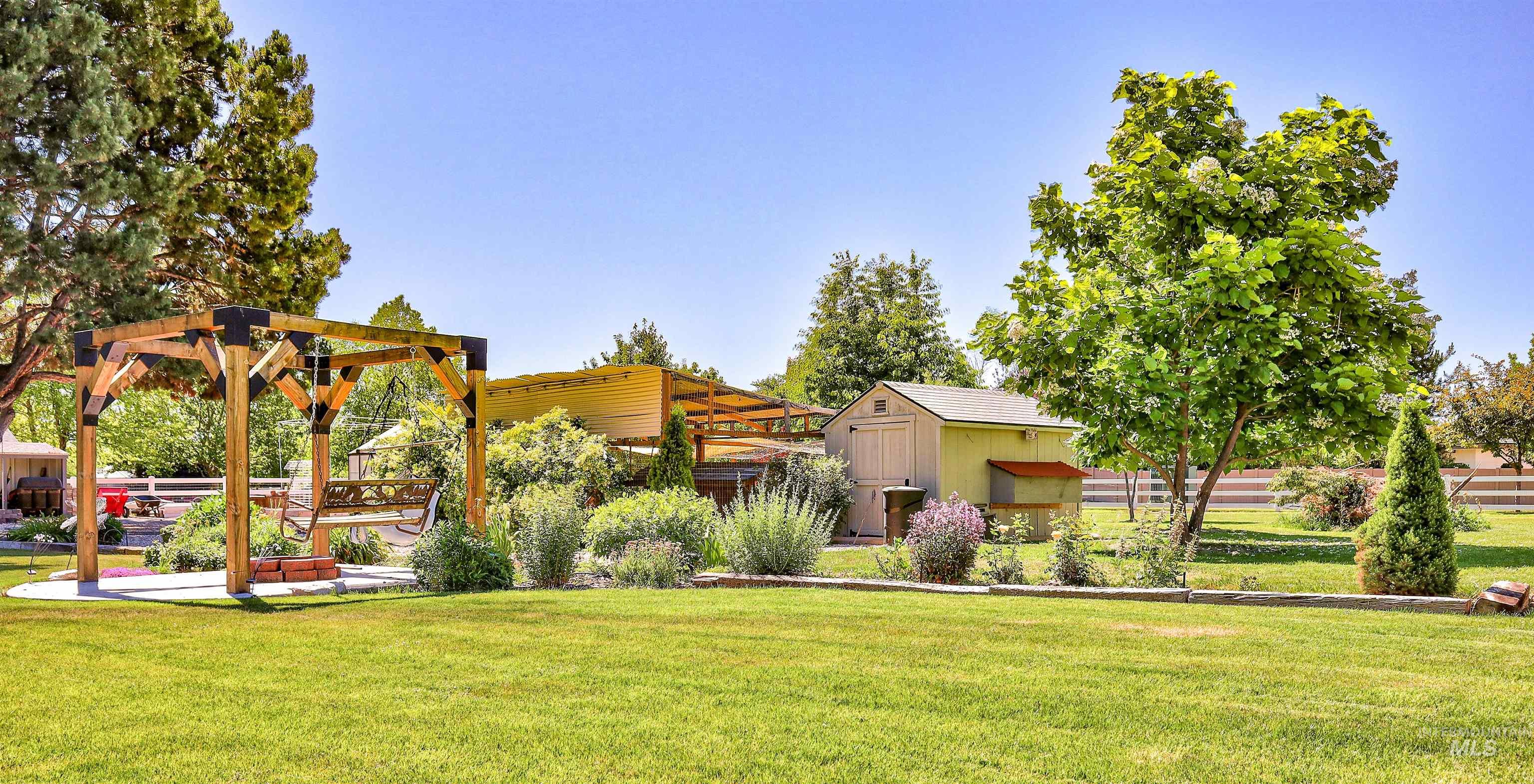 6065 Karen Drive, Meridian, Idaho 83646, 3 Bedrooms, 2.5 Bathrooms, Residential For Sale, Price $899,000,MLS 98990391