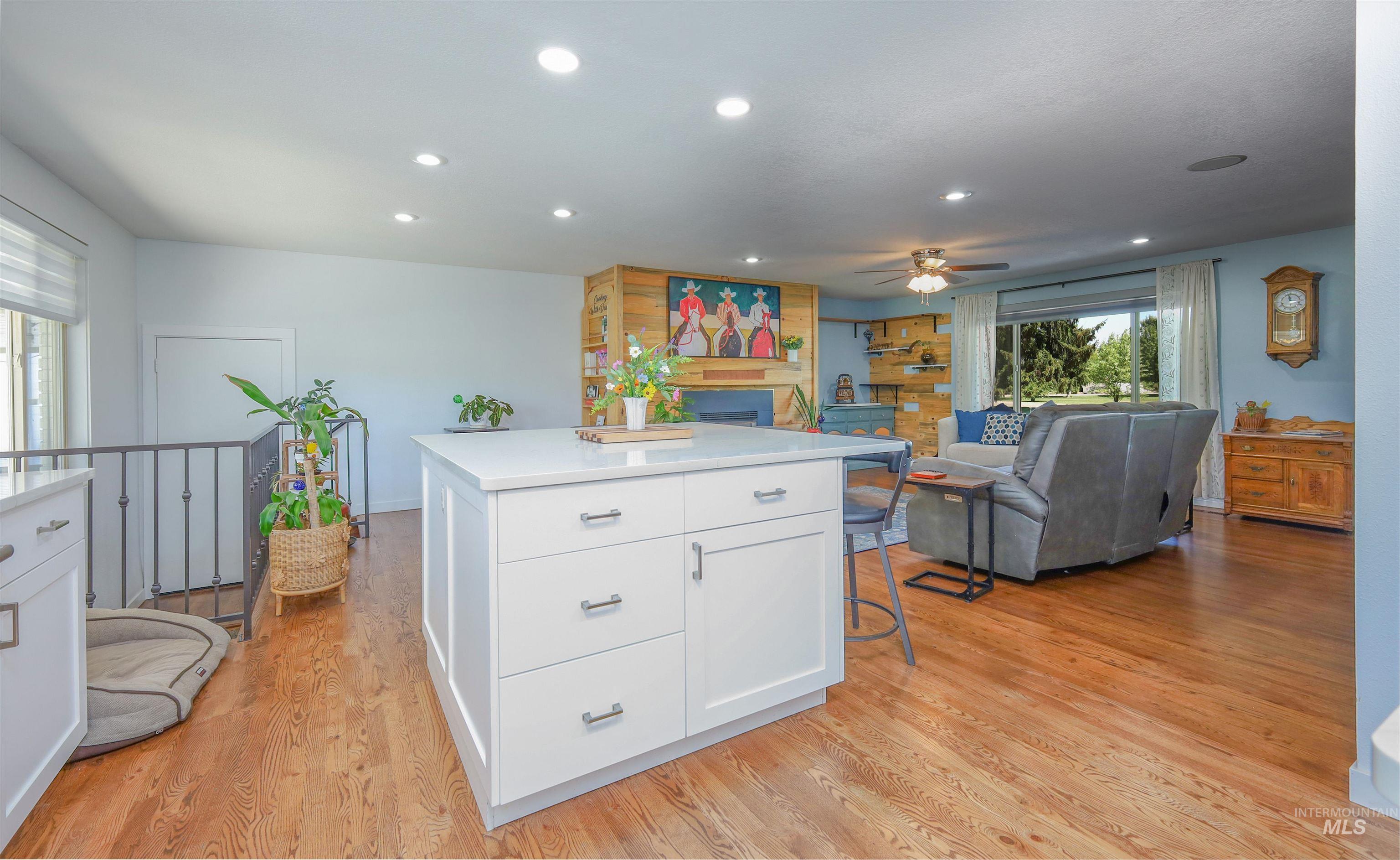 6065 Karen Drive, Meridian, Idaho 83646, 3 Bedrooms, 2.5 Bathrooms, Residential For Sale, Price $899,000,MLS 98990391