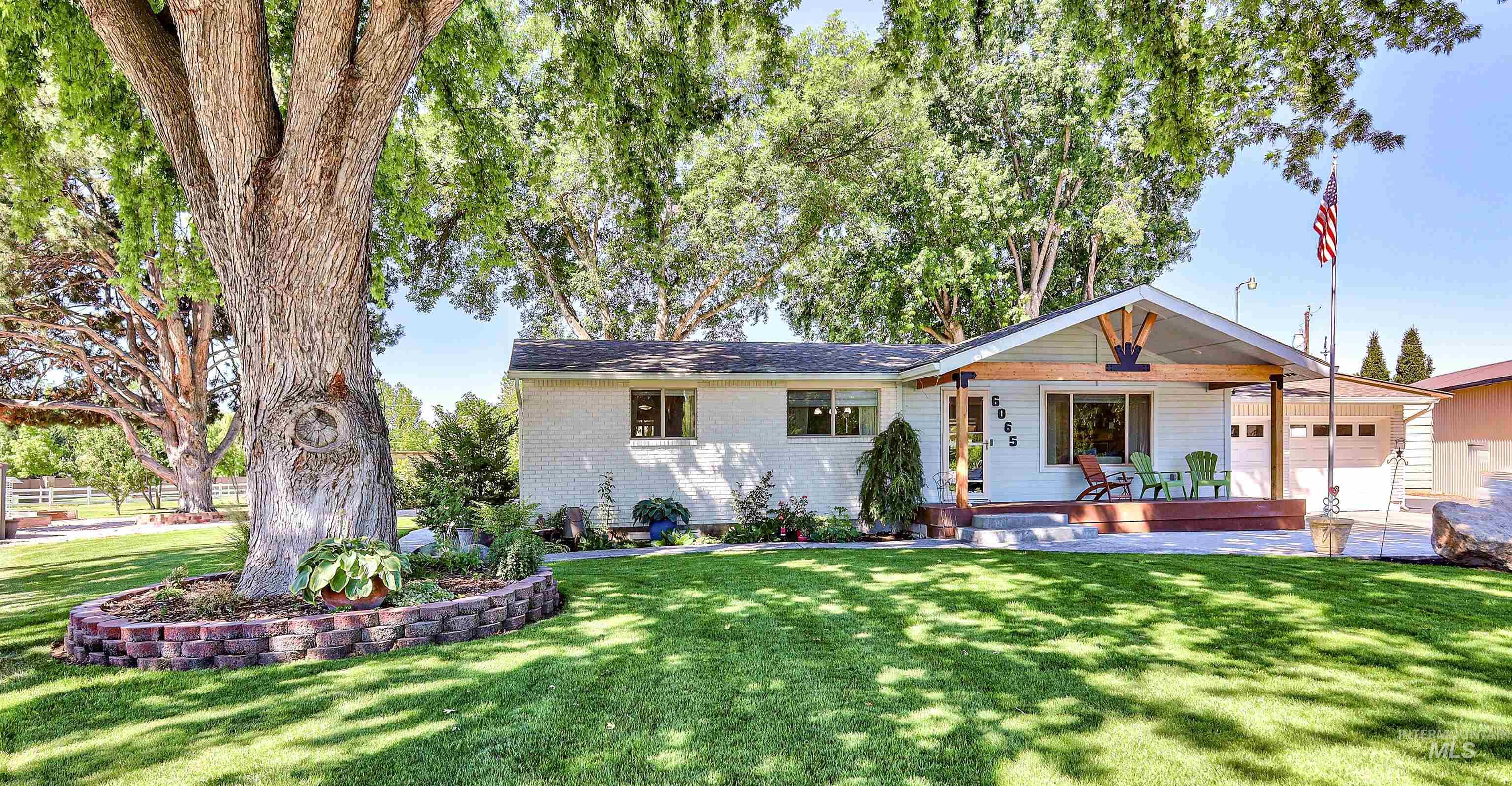 6065 Karen Drive, Meridian, Idaho 83646, 3 Bedrooms, 2.5 Bathrooms, Residential For Sale, Price $899,000,MLS 98990391