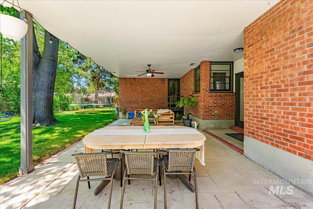 5421 W Plymouth St, Boise, Idaho 83706, 4 Bedrooms, 3 Bathrooms, Residential For Sale, Price $879,000,MLS 98990392