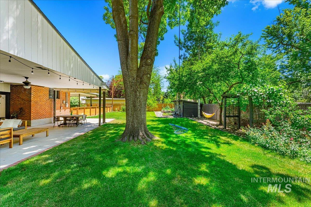 5421 W Plymouth St, Boise, Idaho 83706, 4 Bedrooms, 3 Bathrooms, Residential For Sale, Price $879,000,MLS 98990392