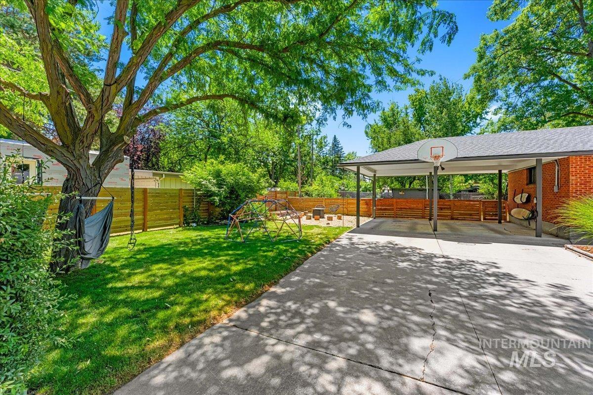 5421 W Plymouth St, Boise, Idaho 83706, 4 Bedrooms, 3 Bathrooms, Residential For Sale, Price $879,000,MLS 98990392