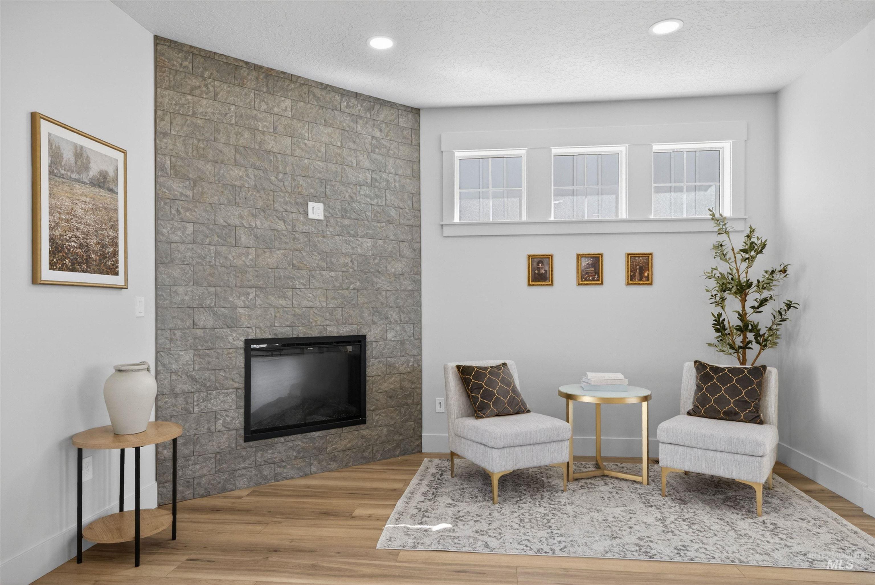 320 E Mayfield Springs Blvd, Boise, Idaho 83716, 3 Bedrooms, 2.5 Bathrooms, Residential For Sale, Price $444,000,MLS 98990403