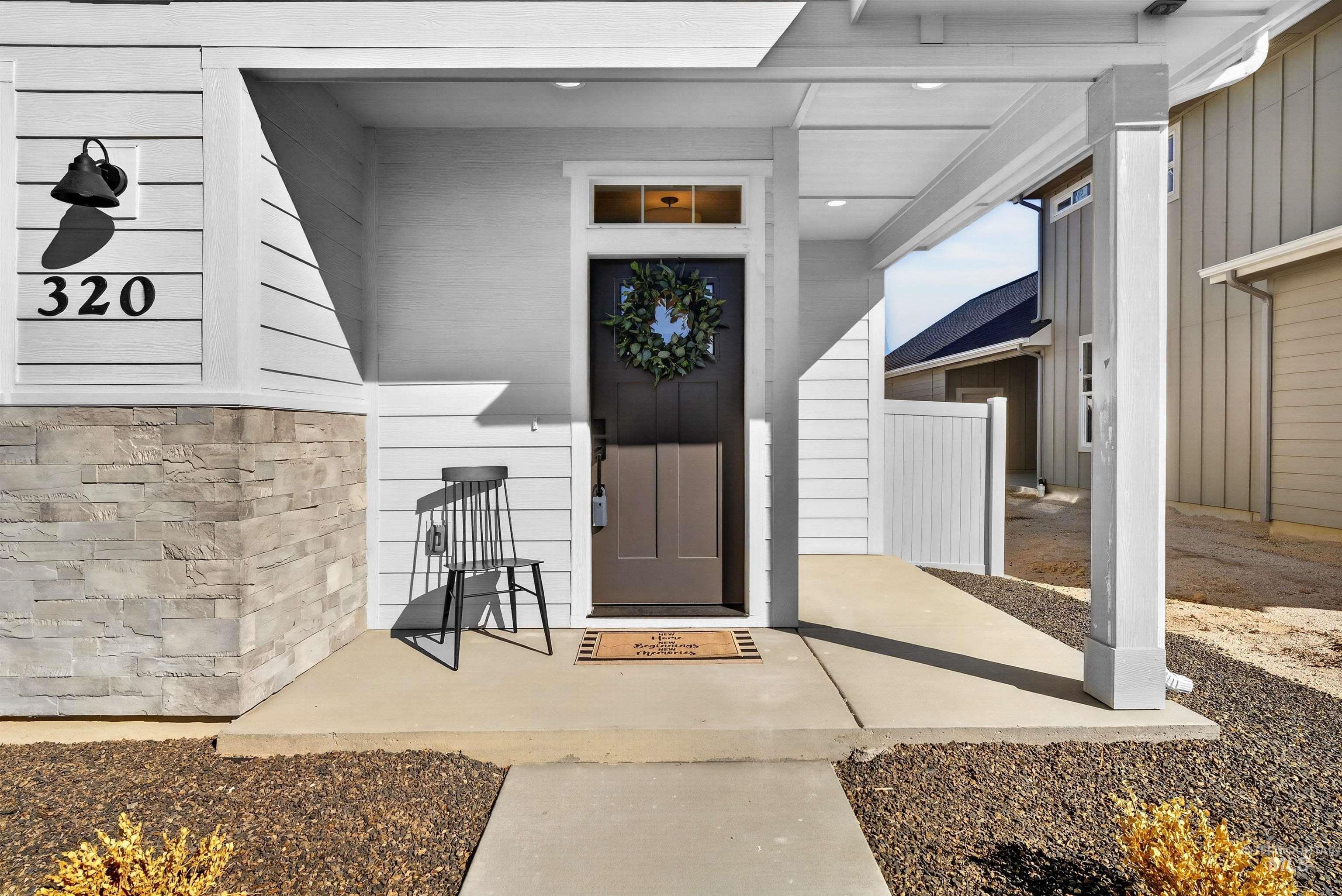 320 E Mayfield Springs Blvd, Boise, Idaho 83716, 3 Bedrooms, 2.5 Bathrooms, Residential For Sale, Price $444,000,MLS 98990403