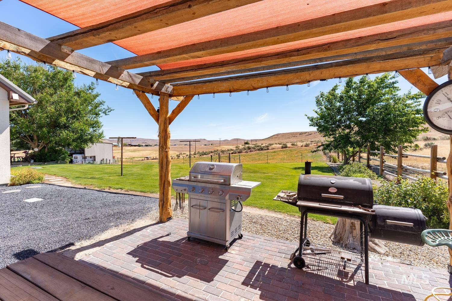 755 S Iowa, Payette, Idaho 83661, 4 Bedrooms, 2.5 Bathrooms, Residential For Sale, Price $775,000, 98990407