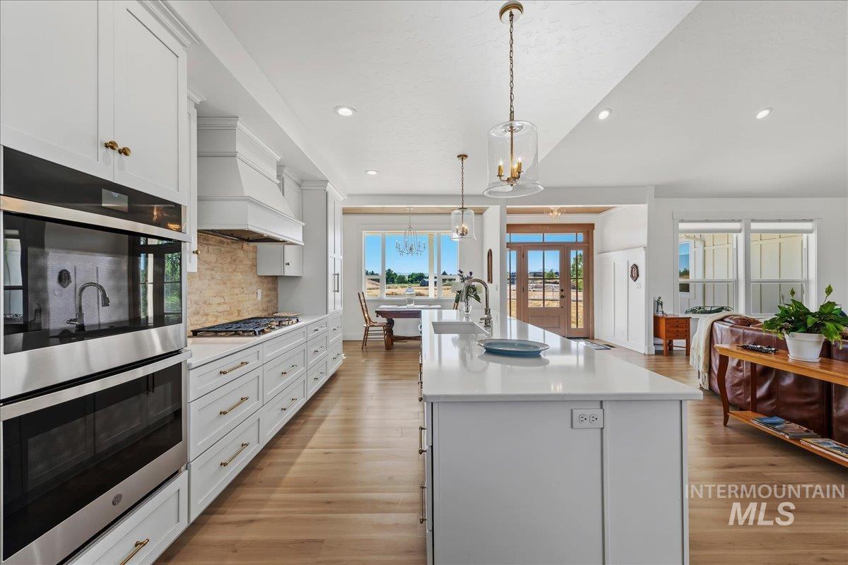 26283 Eric Ln, Middleton, Idaho 83644, 4 Bedrooms, 3 Bathrooms, Residential For Sale, Price $990,000,MLS 98990419