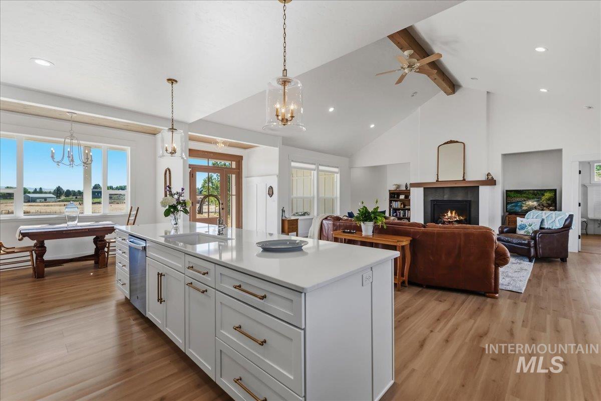 26283 Eric Ln, Middleton, Idaho 83644, 4 Bedrooms, 3 Bathrooms, Residential For Sale, Price $990,000,MLS 98990419
