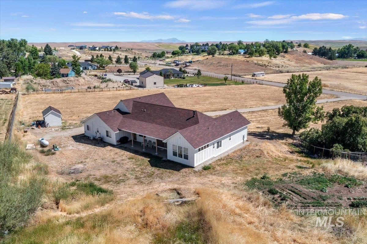 26283 Eric Ln, Middleton, Idaho 83644, 4 Bedrooms, 3 Bathrooms, Residential For Sale, Price $990,000,MLS 98990419