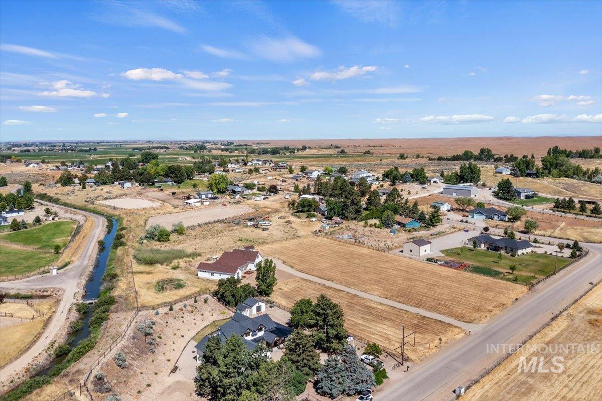 26283 Eric Ln, Middleton, Idaho 83644, 4 Bedrooms, 3 Bathrooms, Residential For Sale, Price $990,000,MLS 98990419