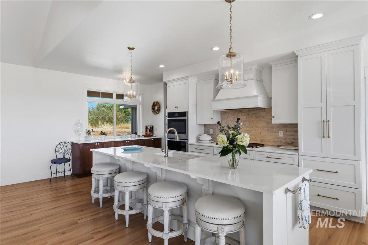26283 Eric Ln, Middleton, Idaho 83644, 4 Bedrooms, 3 Bathrooms, Residential For Sale, Price $990,000,MLS 98990419