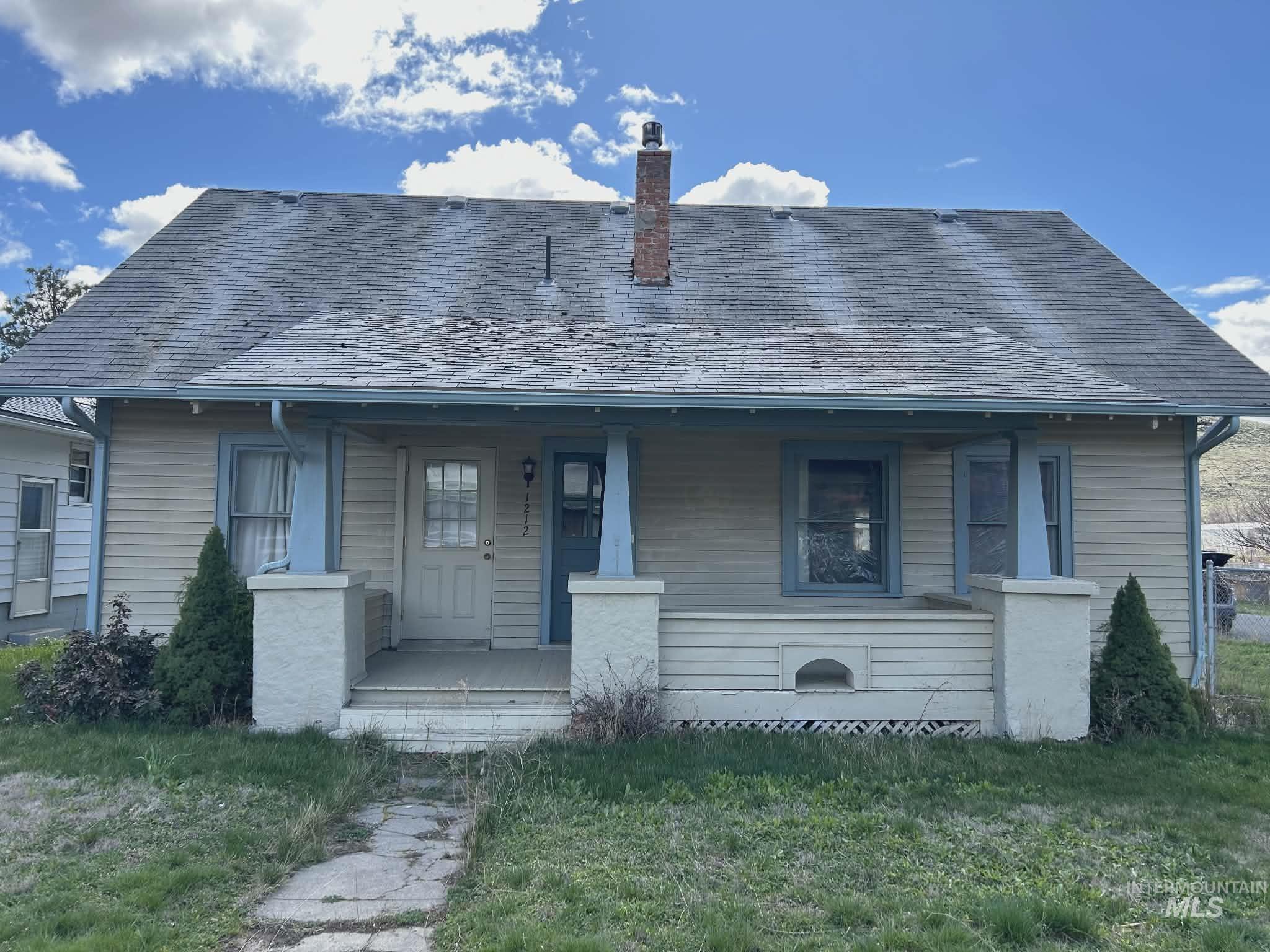 1212 Main Street, Pomeroy, Washington 99347, 4 Bedrooms, 2 Bathrooms, Residential For Sale, Price $150,000, 98990427