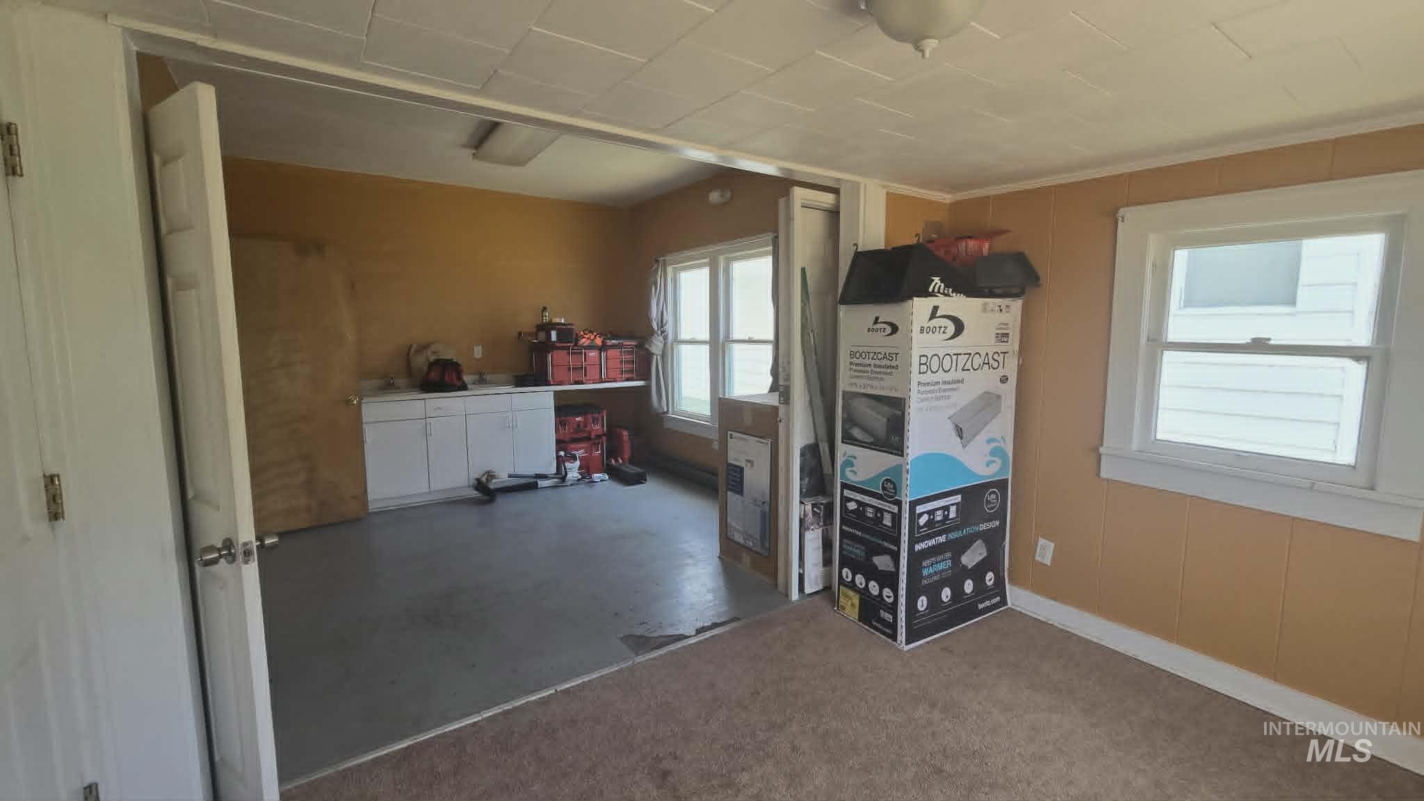 1212 Main Street, Pomeroy, Washington 99347, 4 Bedrooms, 2 Bathrooms, Residential For Sale, Price $135,000, 98990427