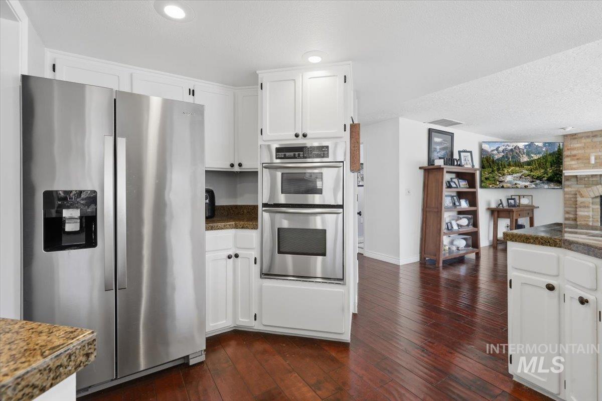 9881 W Alliance Drive, Boise, Idaho 83704, 4 Bedrooms, 3 Bathrooms, Residential For Sale, Price $674,500,MLS 98990428