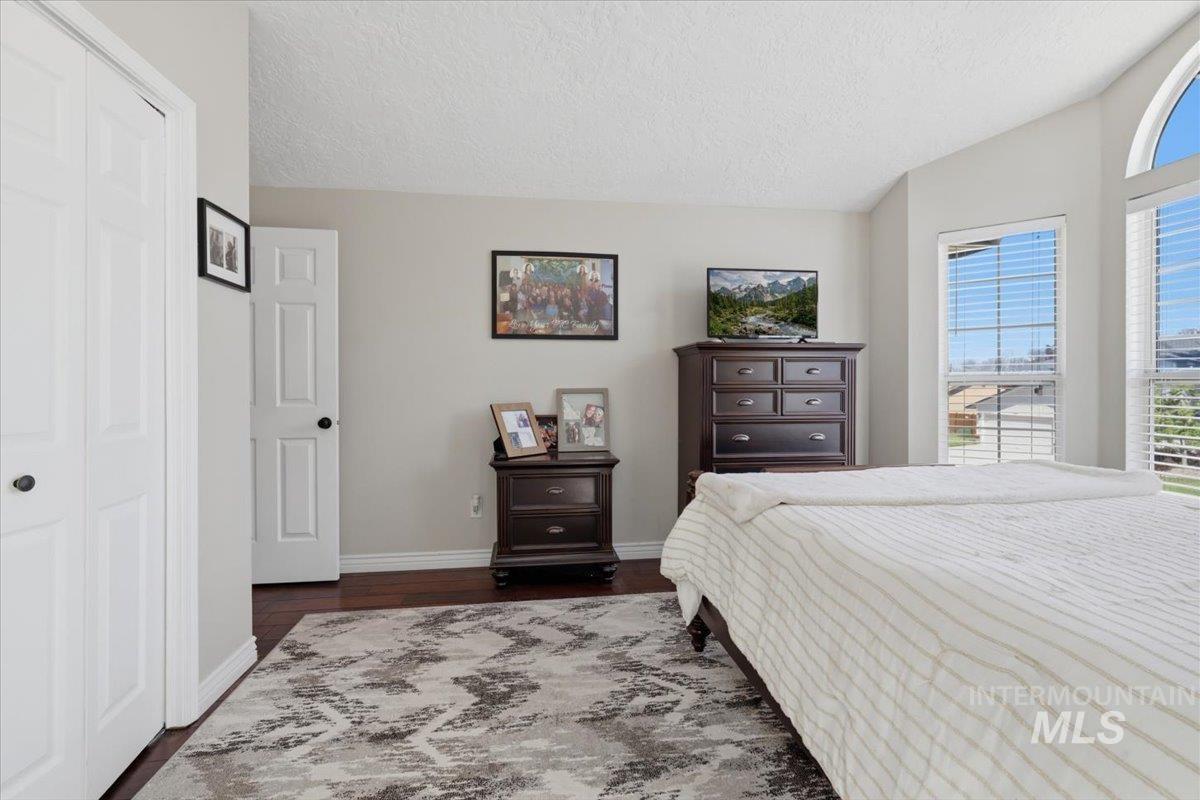 9881 W Alliance Drive, Boise, Idaho 83704, 4 Bedrooms, 3 Bathrooms, Residential For Sale, Price $674,500,MLS 98990428
