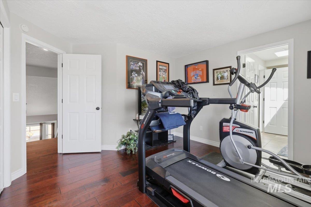 9881 W Alliance Drive, Boise, Idaho 83704, 4 Bedrooms, 3 Bathrooms, Residential For Sale, Price $674,500,MLS 98990428
