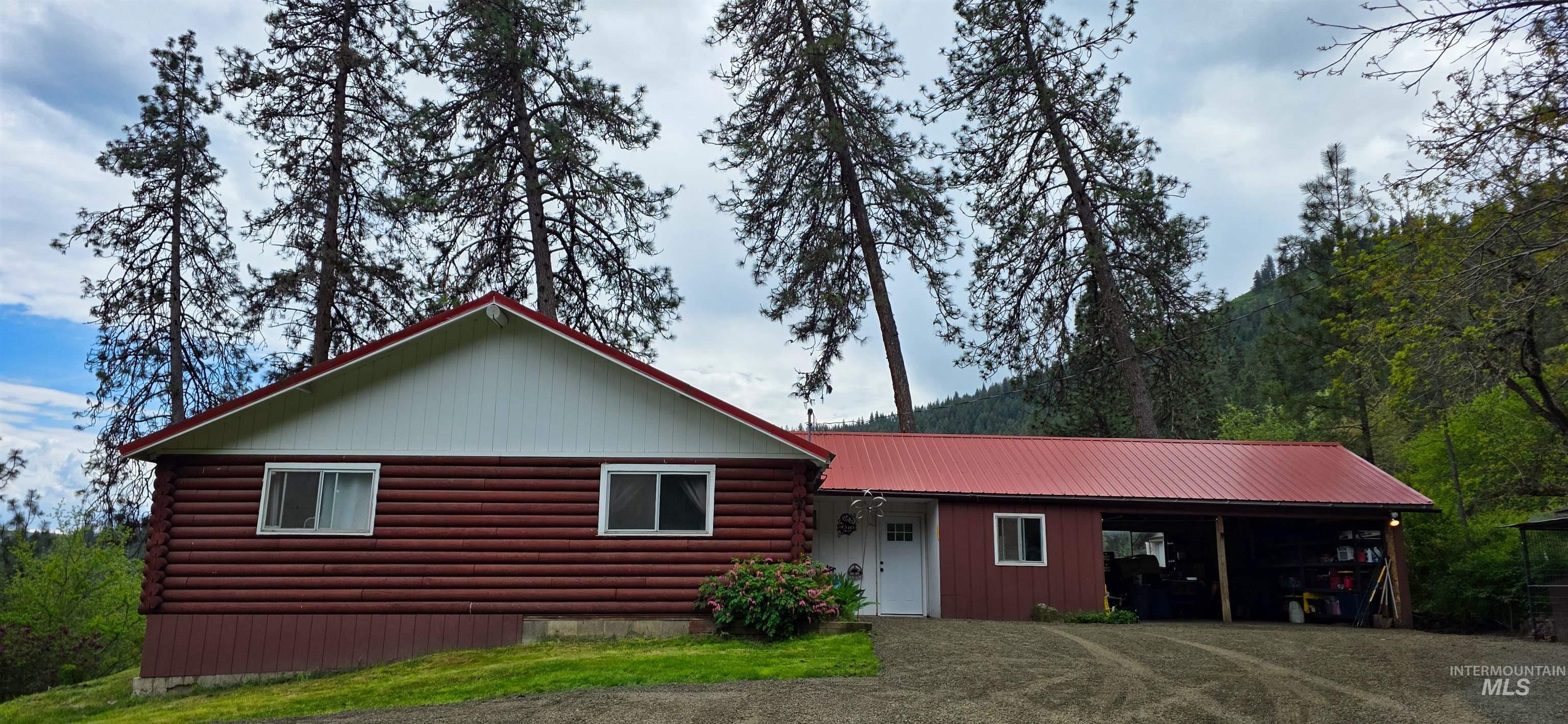 156 Rockview Dr, Kamiah, Idaho 83536, 2 Bedrooms, 1 Bathroom, Residential For Sale, Price $379,000,MLS 98990432