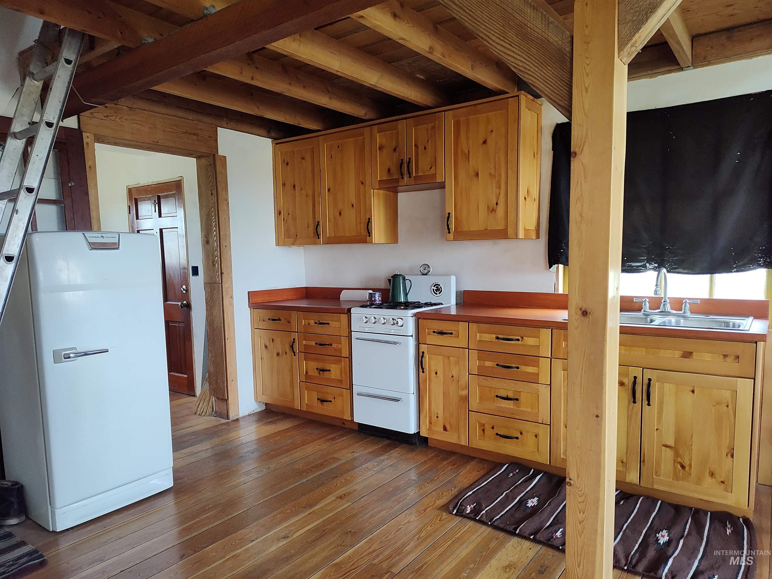 118 Elliott Avenue, Grangeville, Idaho 83531, 1 Bedroom, 1 Bathroom, Residential For Sale, Price $175,000, 98990434