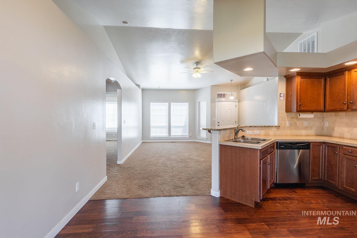 2117 N Sepia Ave, Kuna, Idaho 83634, 3 Bedrooms, 2 Bathrooms, Residential For Sale, Price $395,000,MLS 98990438