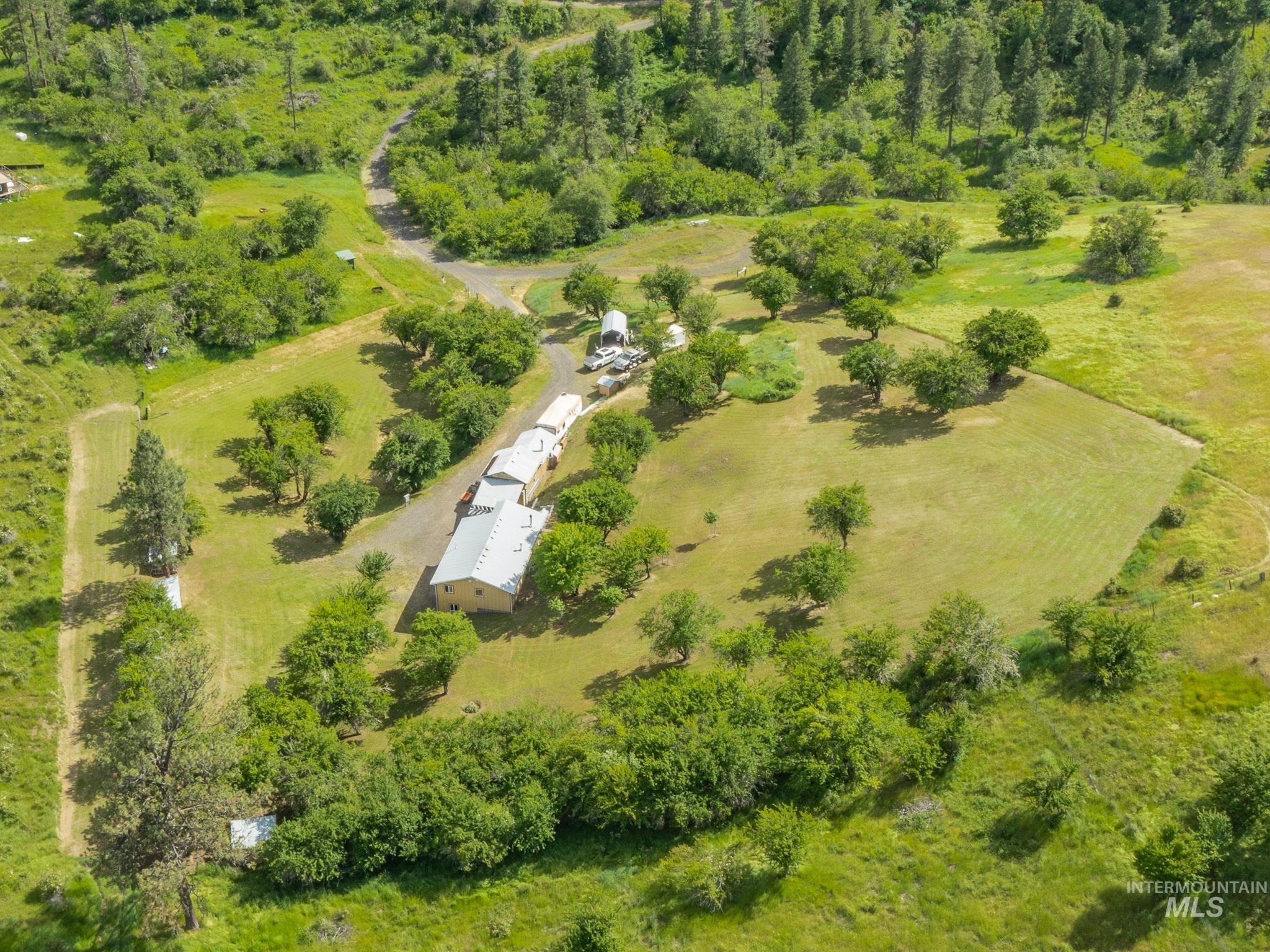 216 Ferguson Road, Harpster, Idaho 83552, 2 Bedrooms, 3 Bathrooms, Residential For Sale, Price $399,000,MLS 98990442