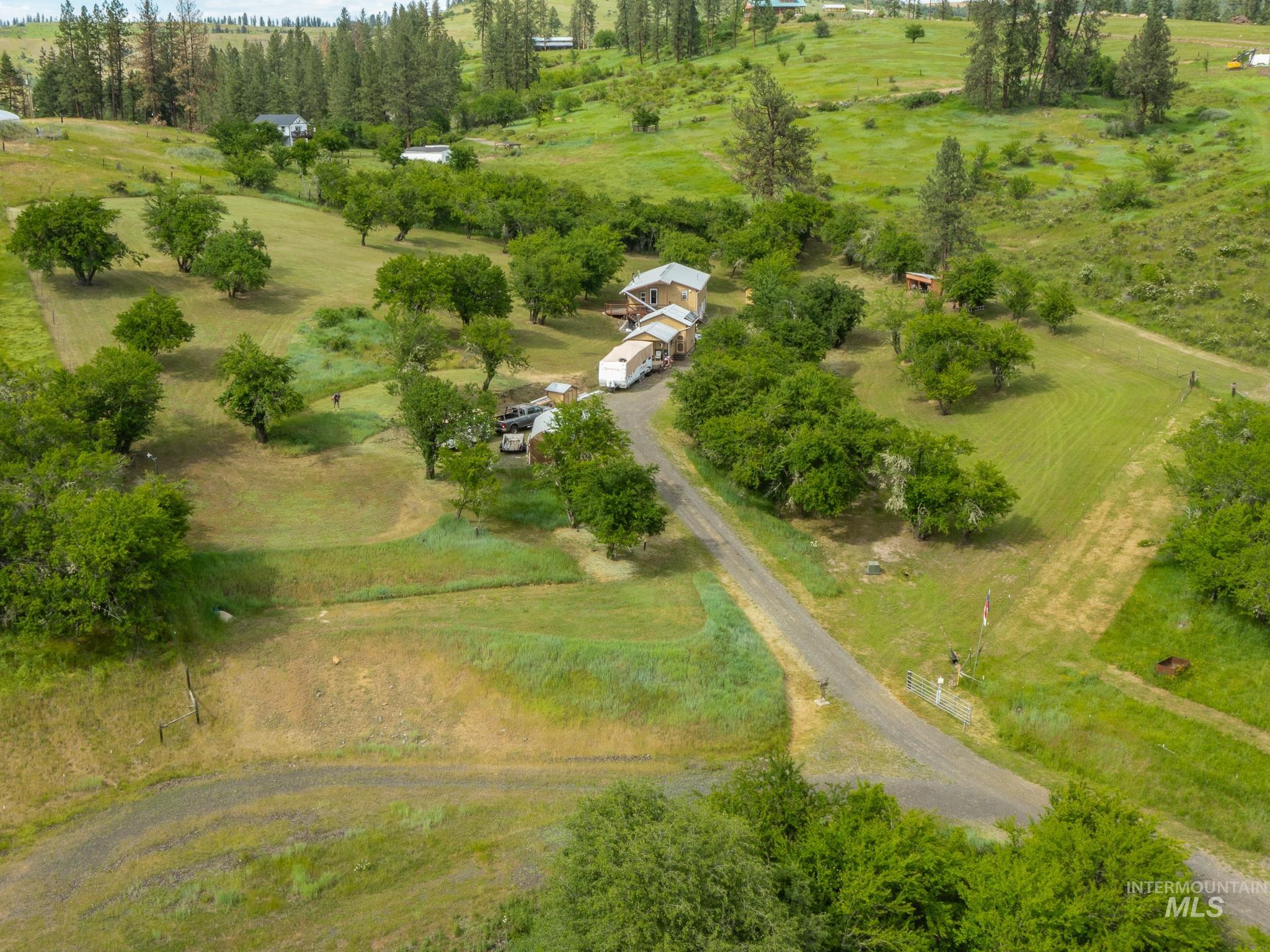 216 Ferguson Road, Harpster, Idaho 83552, 2 Bedrooms, 3 Bathrooms, Residential For Sale, Price $399,000,MLS 98990442