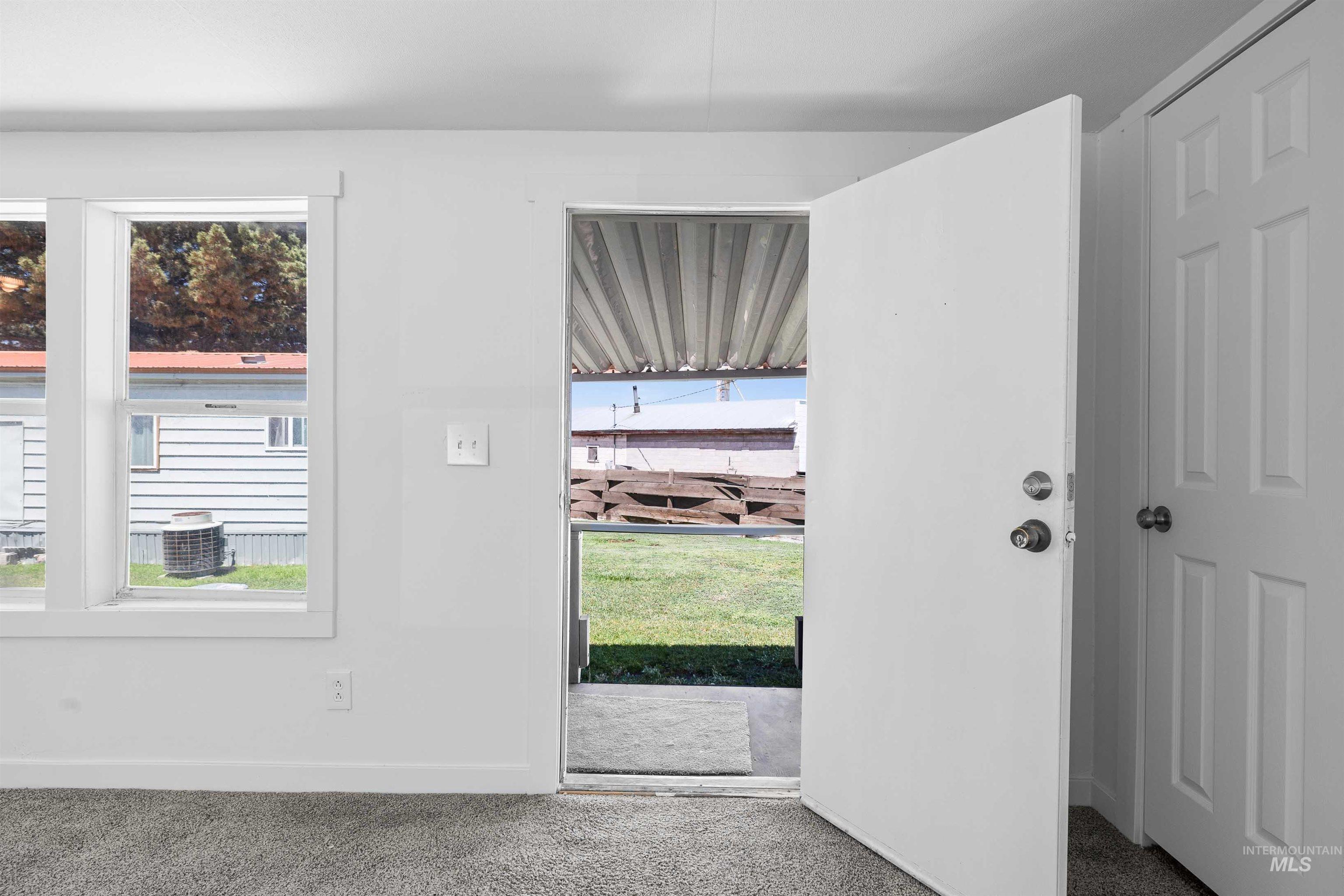 33 Manor Dr. #26, Buhl, Idaho 83316, 2 Bedrooms, 1 Bathroom, Residential For Sale, Price $45,000,MLS 98990445