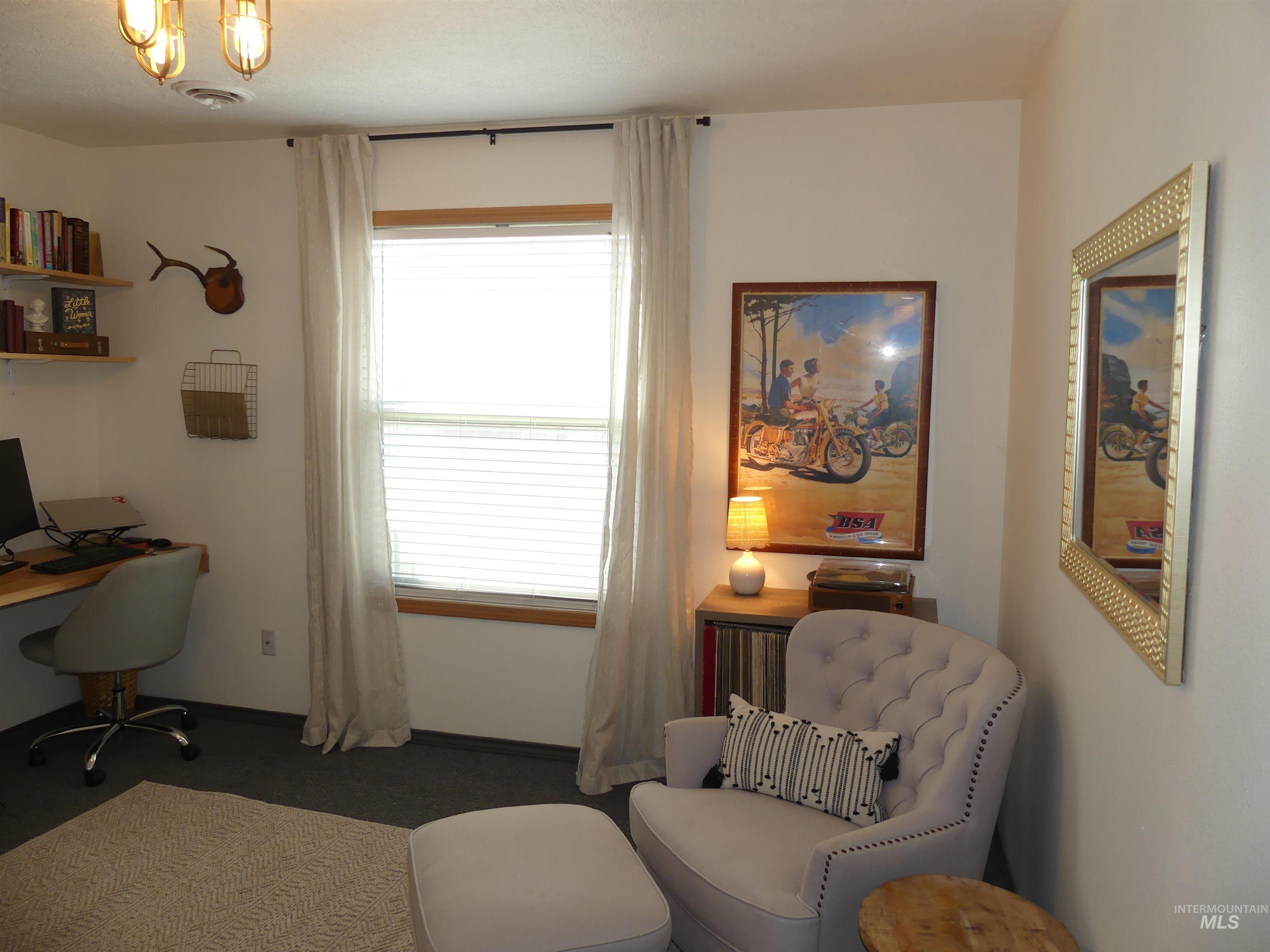 17767 Monarch Way, Nampa, Idaho 83687, 3 Bedrooms, 2 Bathrooms, Residential For Sale, Price $368,900,MLS 98990449