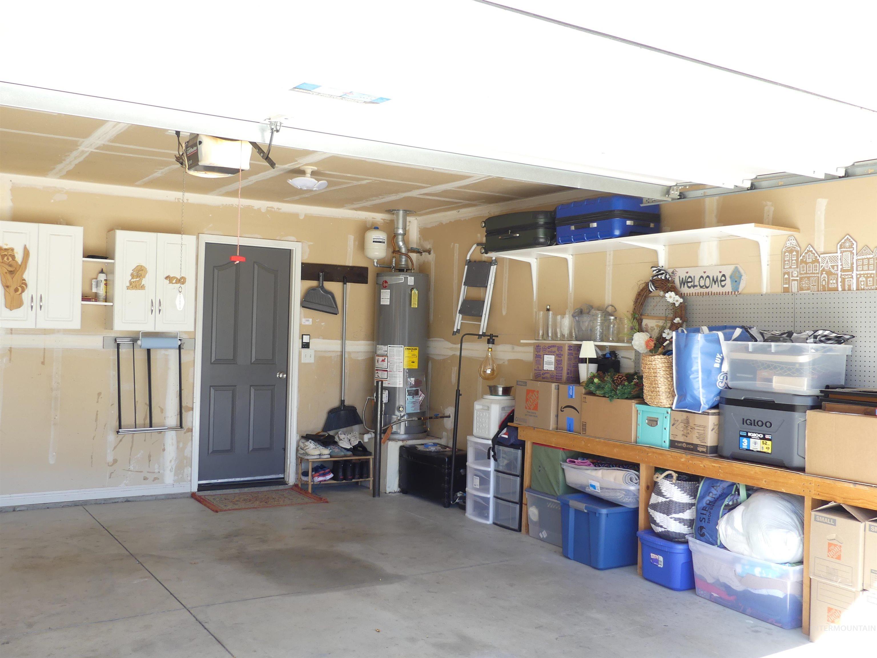 17767 Monarch Way, Nampa, Idaho 83687, 3 Bedrooms, 2 Bathrooms, Residential For Sale, Price $368,900,MLS 98990449