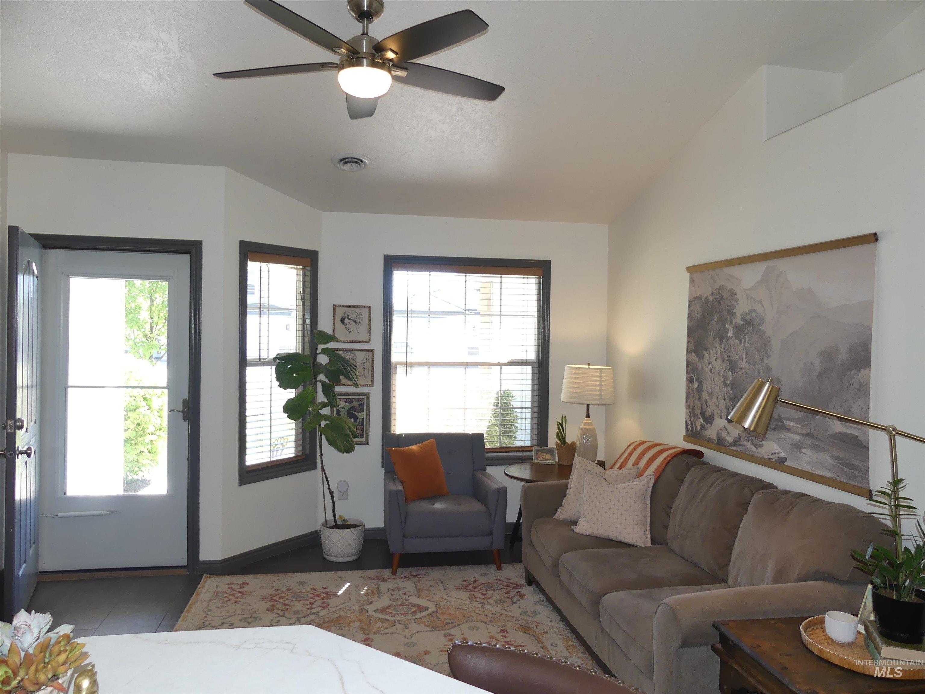 17767 Monarch Way, Nampa, Idaho 83687, 3 Bedrooms, 2 Bathrooms, Residential For Sale, Price $368,900,MLS 98990449