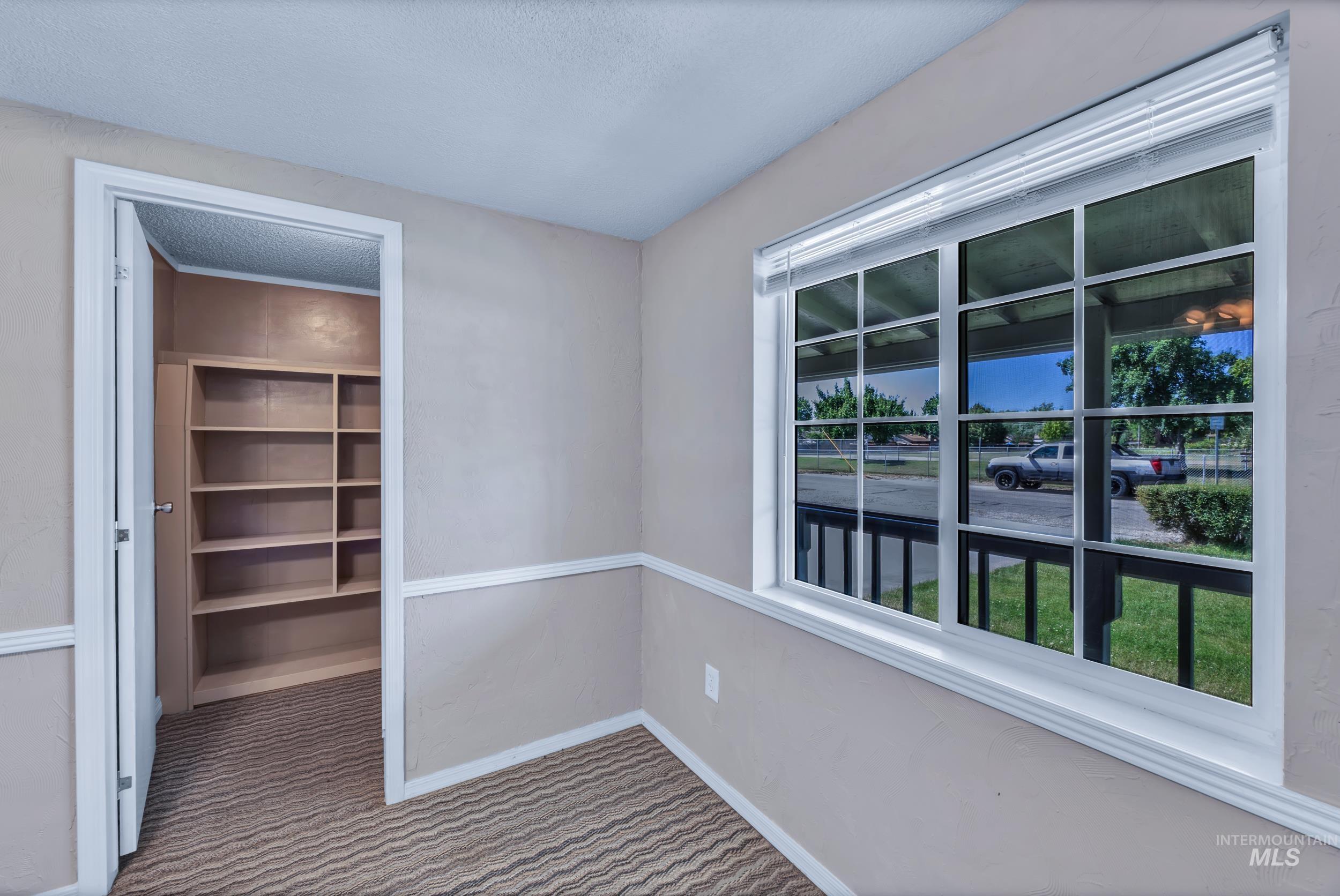 5711 W Elmer St., Boise, Idaho 83703, 4 Bedrooms, 2 Bathrooms, Residential For Sale, Price $599,900,MLS 98990450