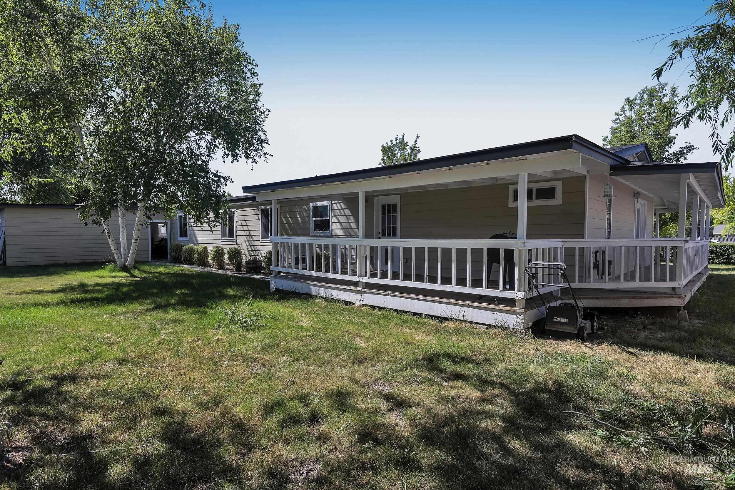 5711 W Elmer St., Boise, Idaho 83703, 4 Bedrooms, 2 Bathrooms, Residential For Sale, Price $599,900,MLS 98990450