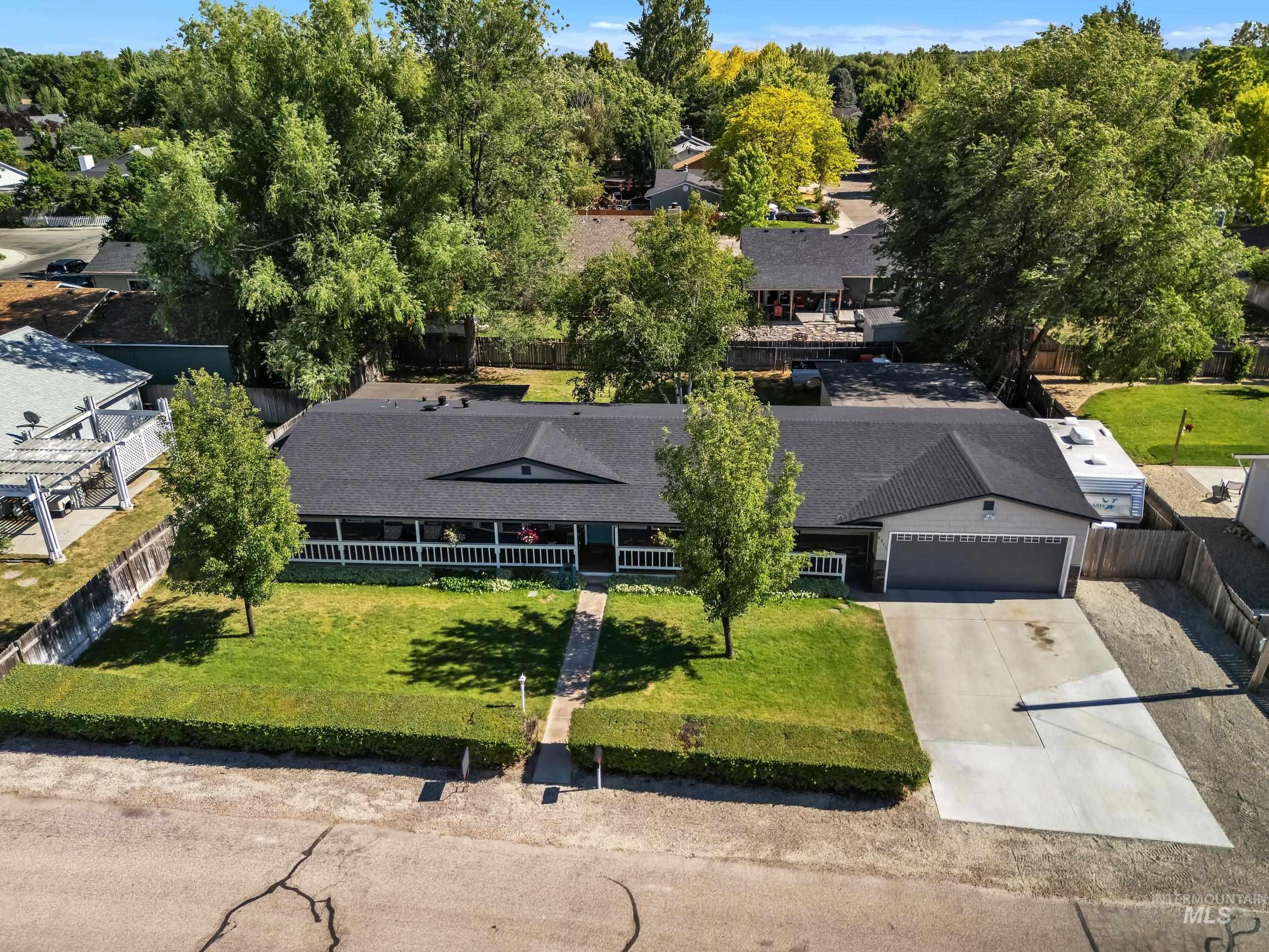 5711 W Elmer St., Boise, Idaho 83703, 4 Bedrooms, 2 Bathrooms, Residential For Sale, Price $599,900,MLS 98990450