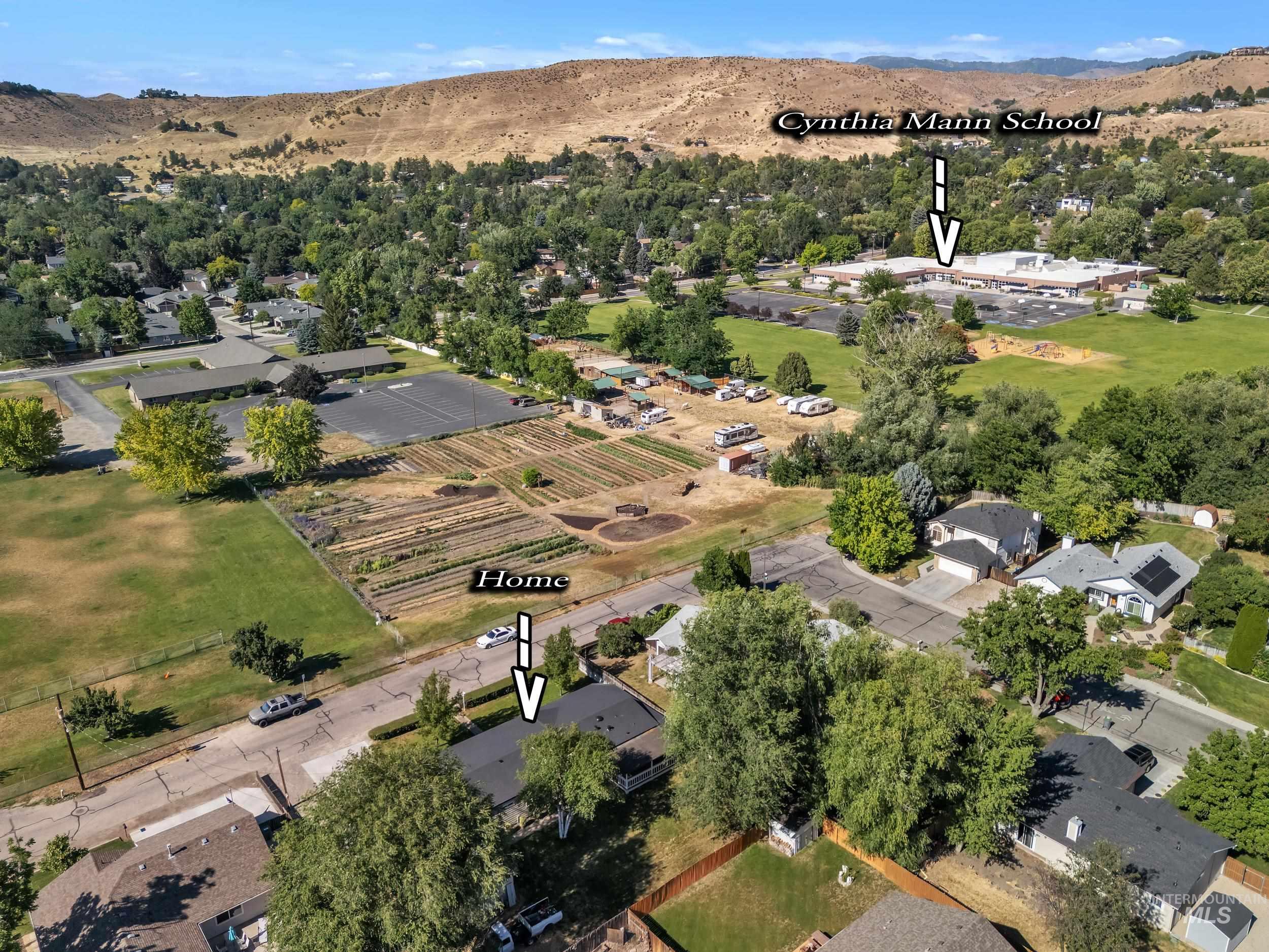 5711 W Elmer St., Boise, Idaho 83703, 4 Bedrooms, 2 Bathrooms, Residential For Sale, Price $599,900,MLS 98990450