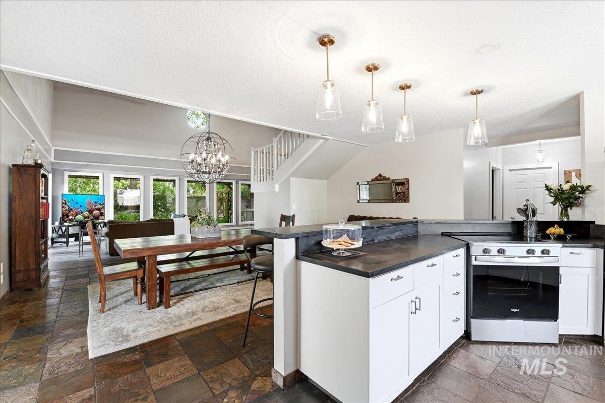 1718 N 12th St, Boise, Idaho 83702, 5 Bedrooms, 5.5 Bathrooms, Residential For Sale, Price $1,549,000, 98990451