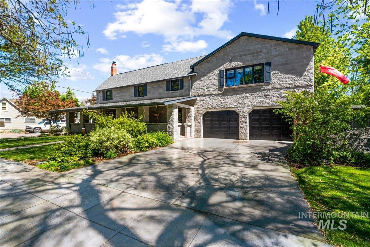 1718 N 12th St, Boise, Idaho 83702, 5 Bedrooms, 5.5 Bathrooms, Residential For Sale, Price $1,549,000, 98990451