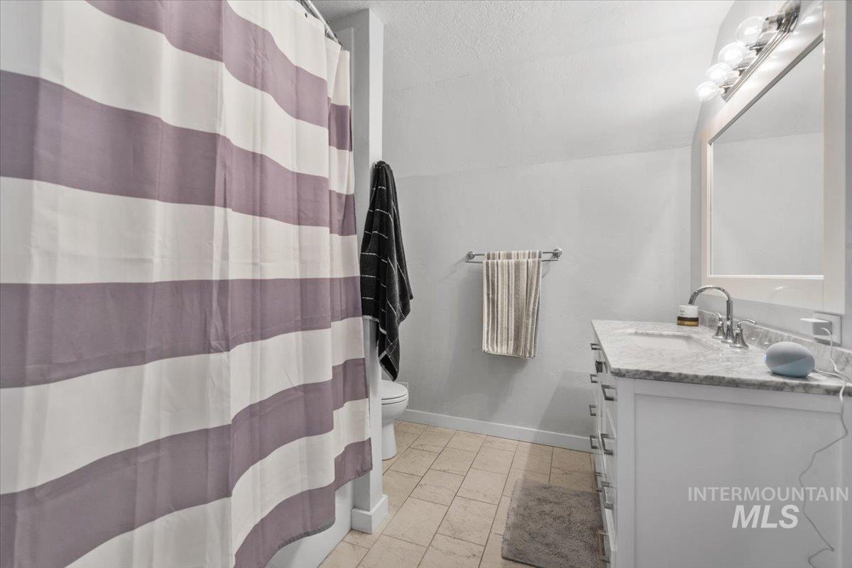 1718 N 12th St, Boise, Idaho 83702, 5 Bedrooms, 5.5 Bathrooms, Residential For Sale, Price $1,549,000, 98990451
