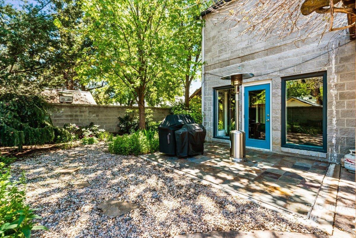 1718 N 12th St, Boise, Idaho 83702, 5 Bedrooms, 5.5 Bathrooms, Residential For Sale, Price $1,549,000, 98990451