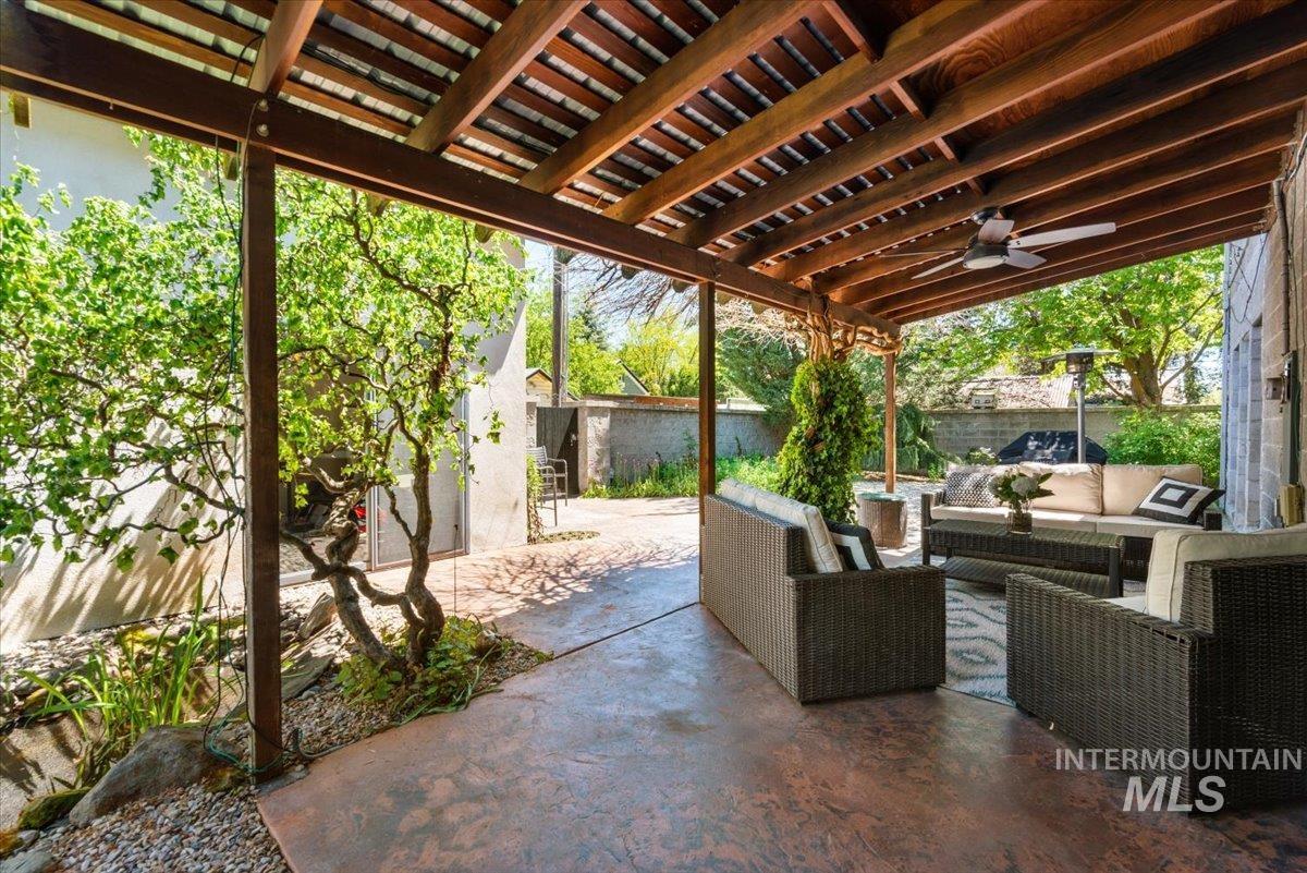 1718 N 12th St, Boise, Idaho 83702, 5 Bedrooms, 5.5 Bathrooms, Residential For Sale, Price $1,549,000, 98990451