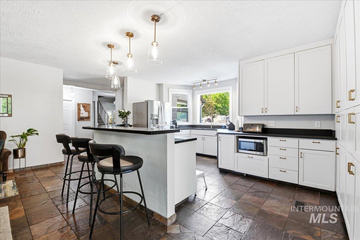 1718 N 12th St, Boise, Idaho 83702, 5 Bedrooms, 5.5 Bathrooms, Residential For Sale, Price $1,549,000, 98990451