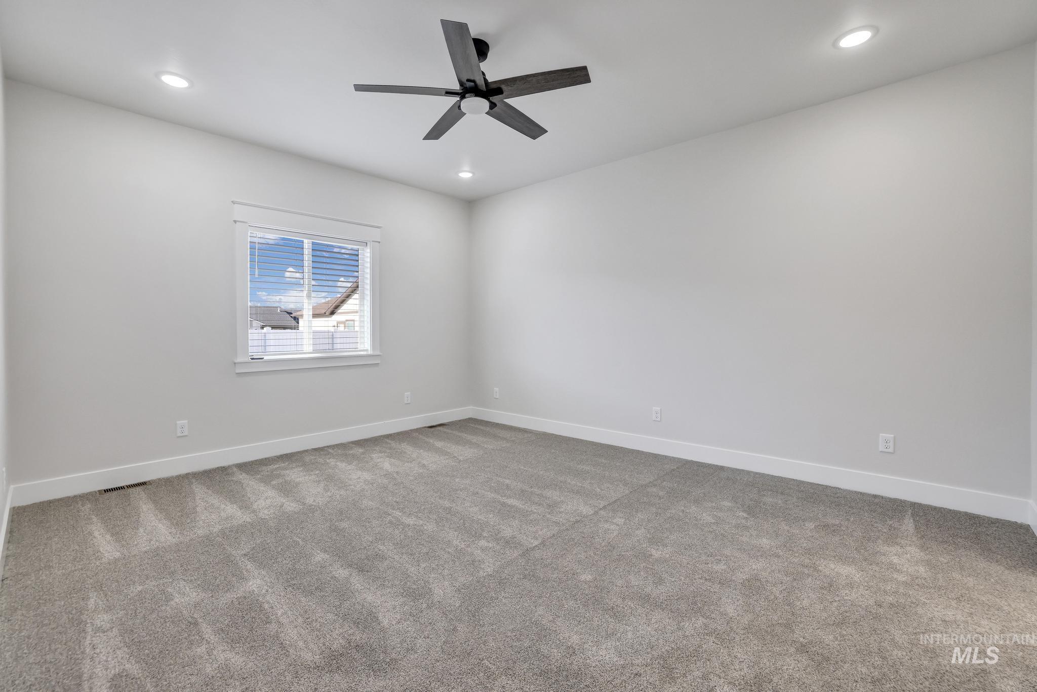1427 Haizlee Way, Twin Falls, Idaho 83301, 3 Bedrooms, 2 Bathrooms, Residential For Sale, Price $439,900,MLS 98990455