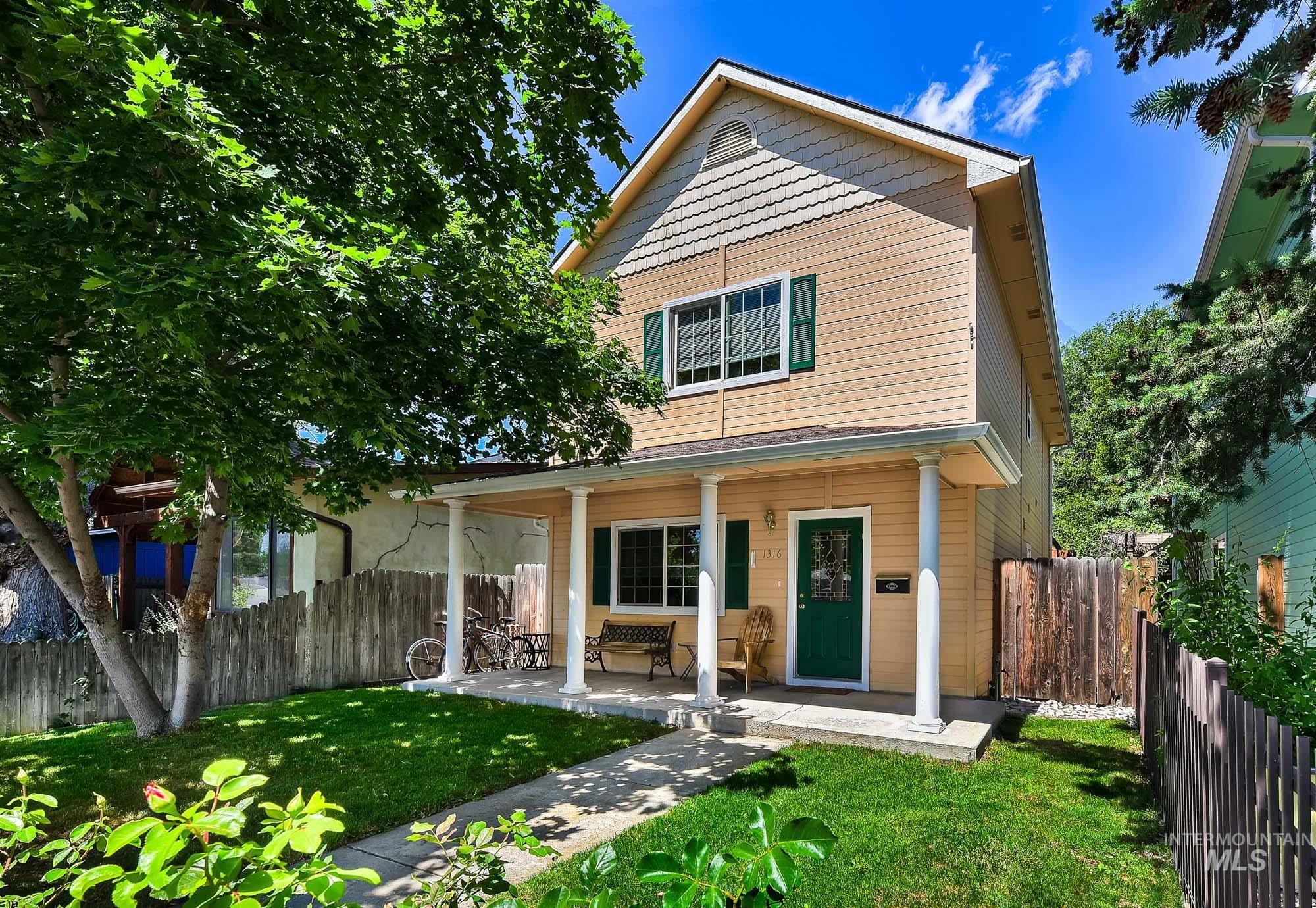 1316 E Franklin St, Boise, Idaho 83712, 3 Bedrooms, 2.5 Bathrooms, Residential For Sale, Price $699,900, 98990456