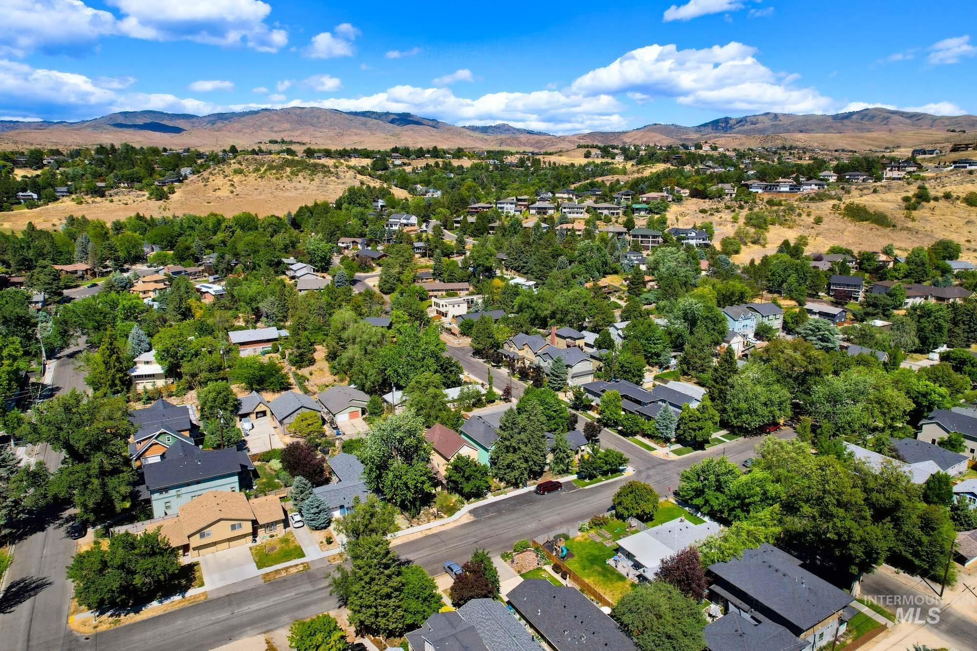1316 E Franklin St, Boise, Idaho 83712, 3 Bedrooms, 2.5 Bathrooms, Residential For Sale, Price $699,900, 98990456