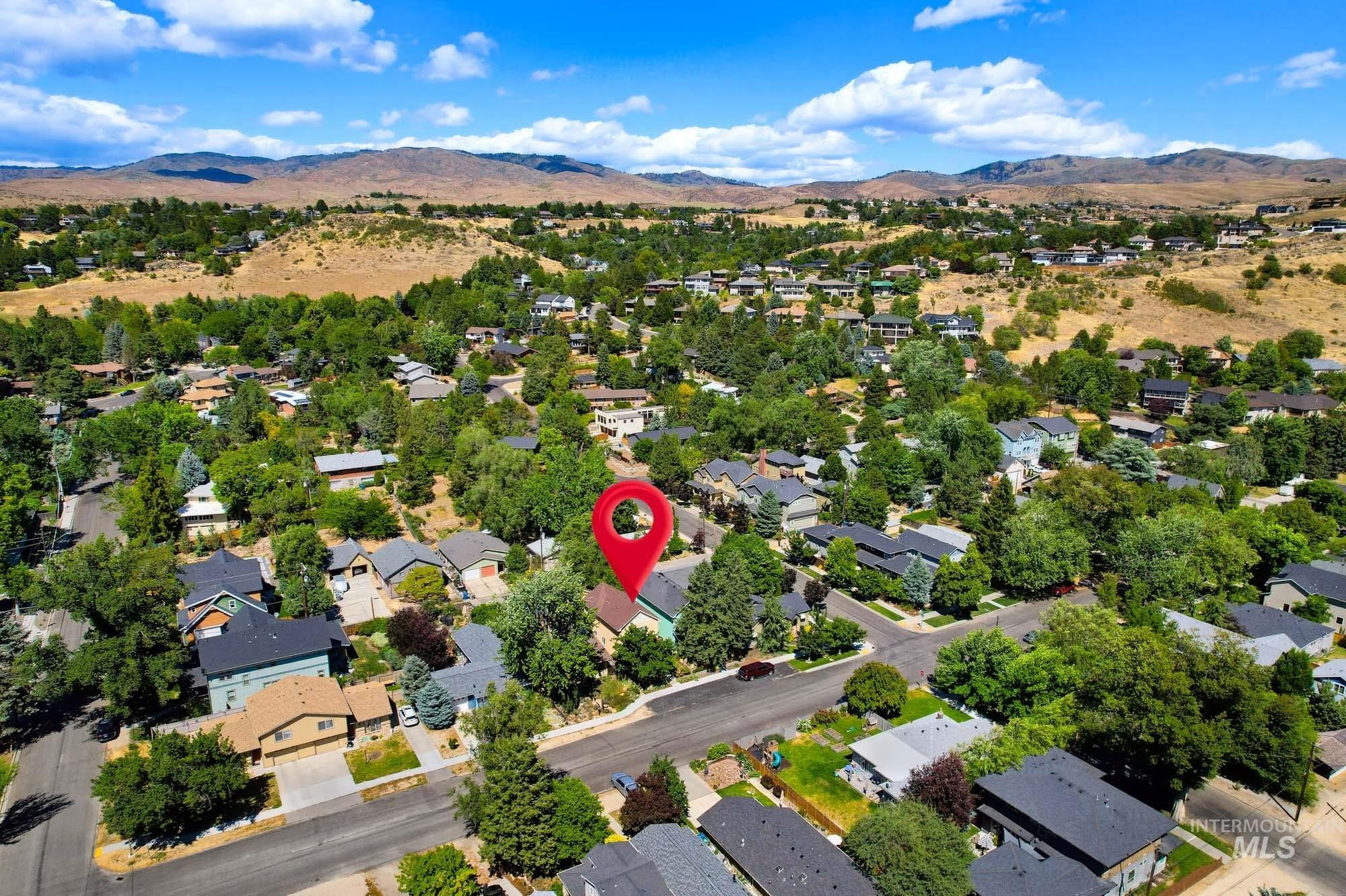 1316 E Franklin St, Boise, Idaho 83712, 3 Bedrooms, 2.5 Bathrooms, Residential For Sale, Price $699,900, 98990456