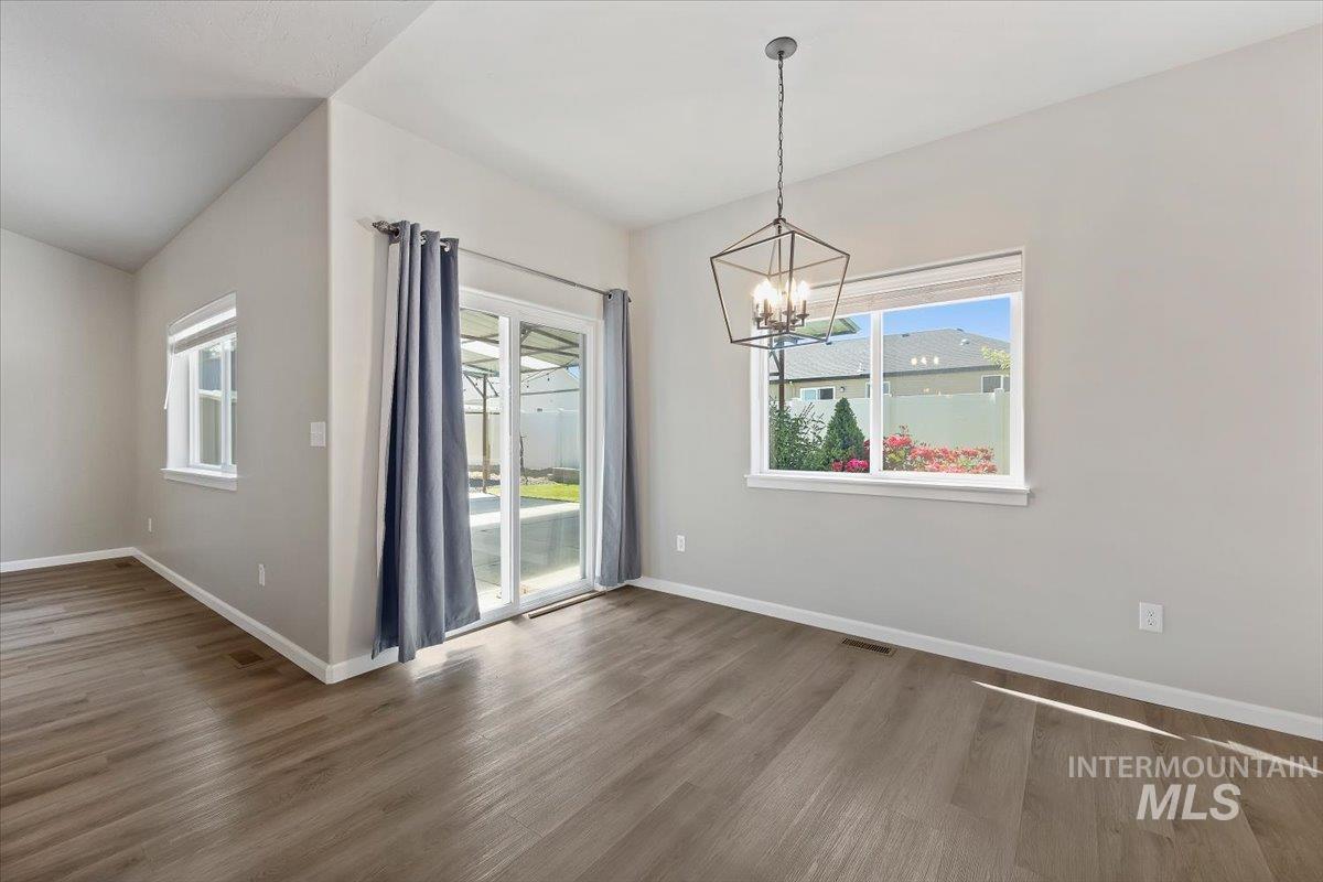 823 Craven Ave, Buhl, Idaho 83316, 3 Bedrooms, 2 Bathrooms, Residential For Sale, Price $409,999,MLS 98990457