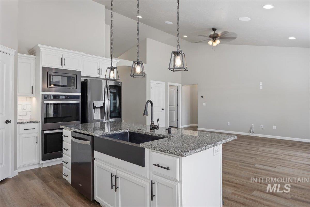 823 Craven Ave, Buhl, Idaho 83316, 3 Bedrooms, 2 Bathrooms, Residential For Sale, Price $409,999,MLS 98990457