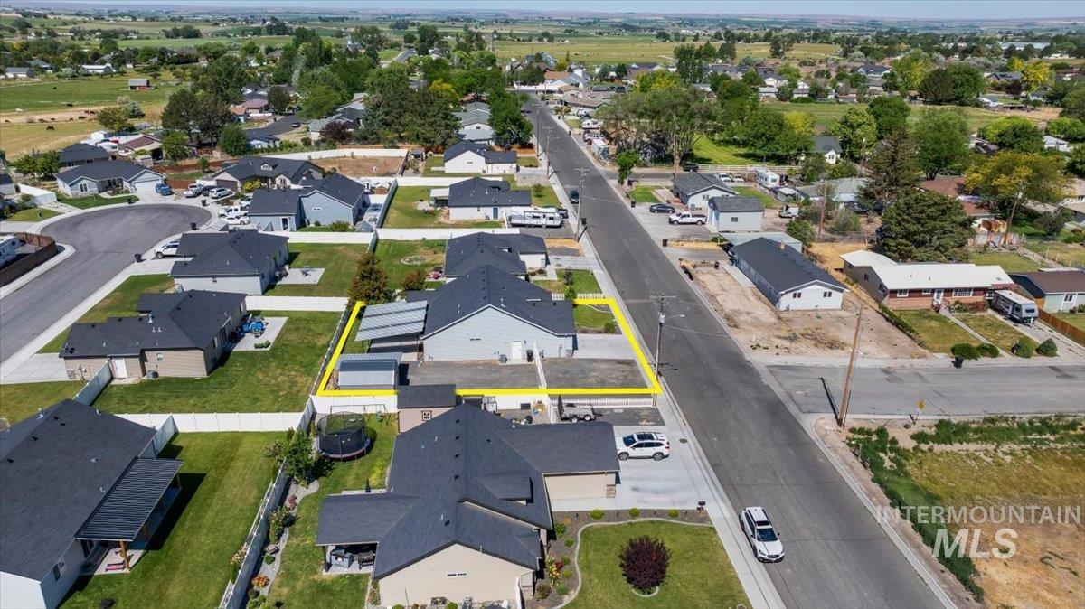 823 Craven Ave, Buhl, Idaho 83316, 3 Bedrooms, 2 Bathrooms, Residential For Sale, Price $409,999,MLS 98990457