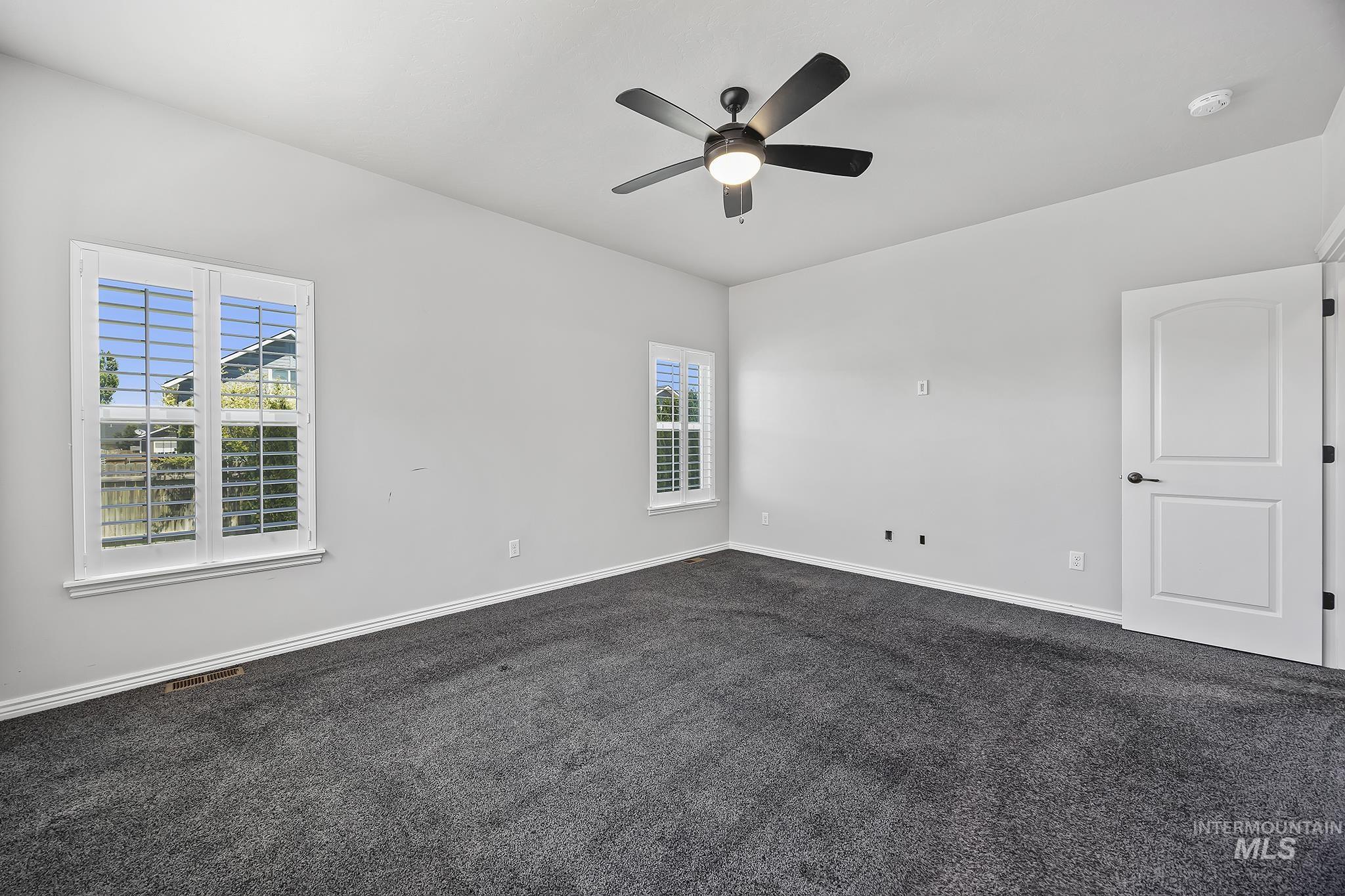 387 Feather Ave, Twin Falls, Idaho 83301, 3 Bedrooms, 2 Bathrooms, Residential For Sale, Price $360,000,MLS 98990458