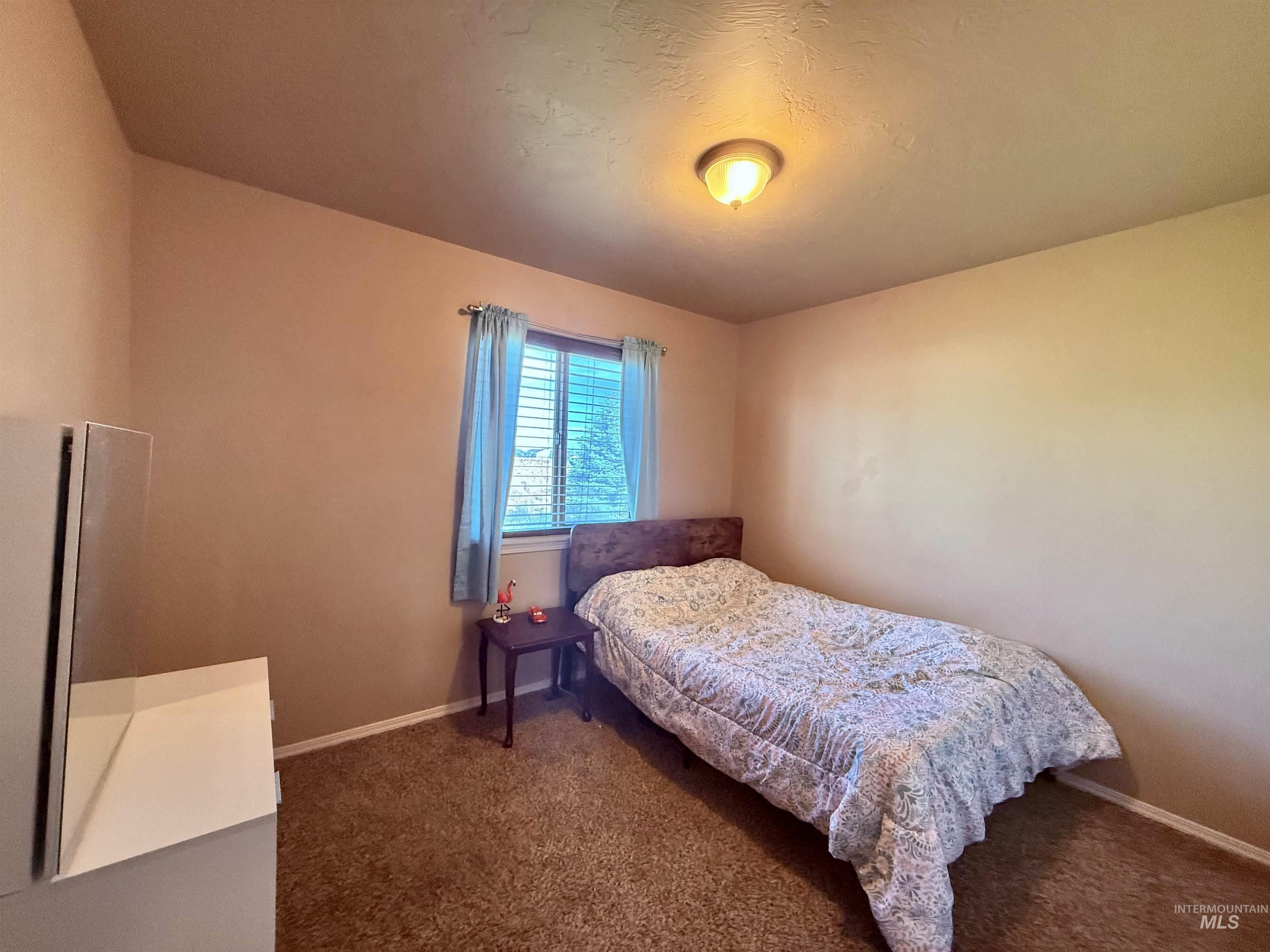 558 Smokey Mountain Drive, Jerome, Idaho 83338, 3 Bedrooms, 2 Bathrooms, Residential For Sale, Price $459,000,MLS 98990459